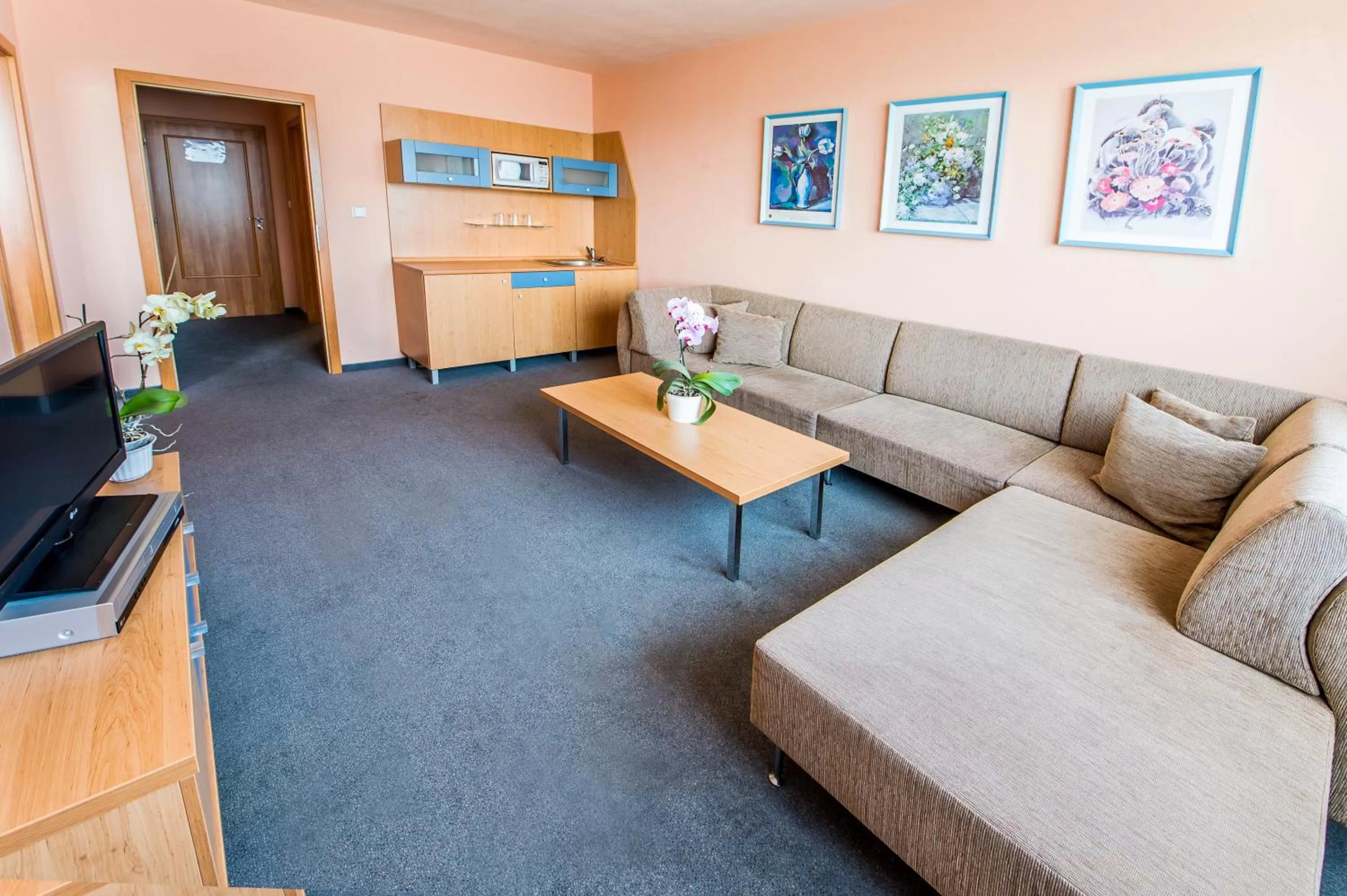 Kitchen or kitchenette in Hotel Cascade