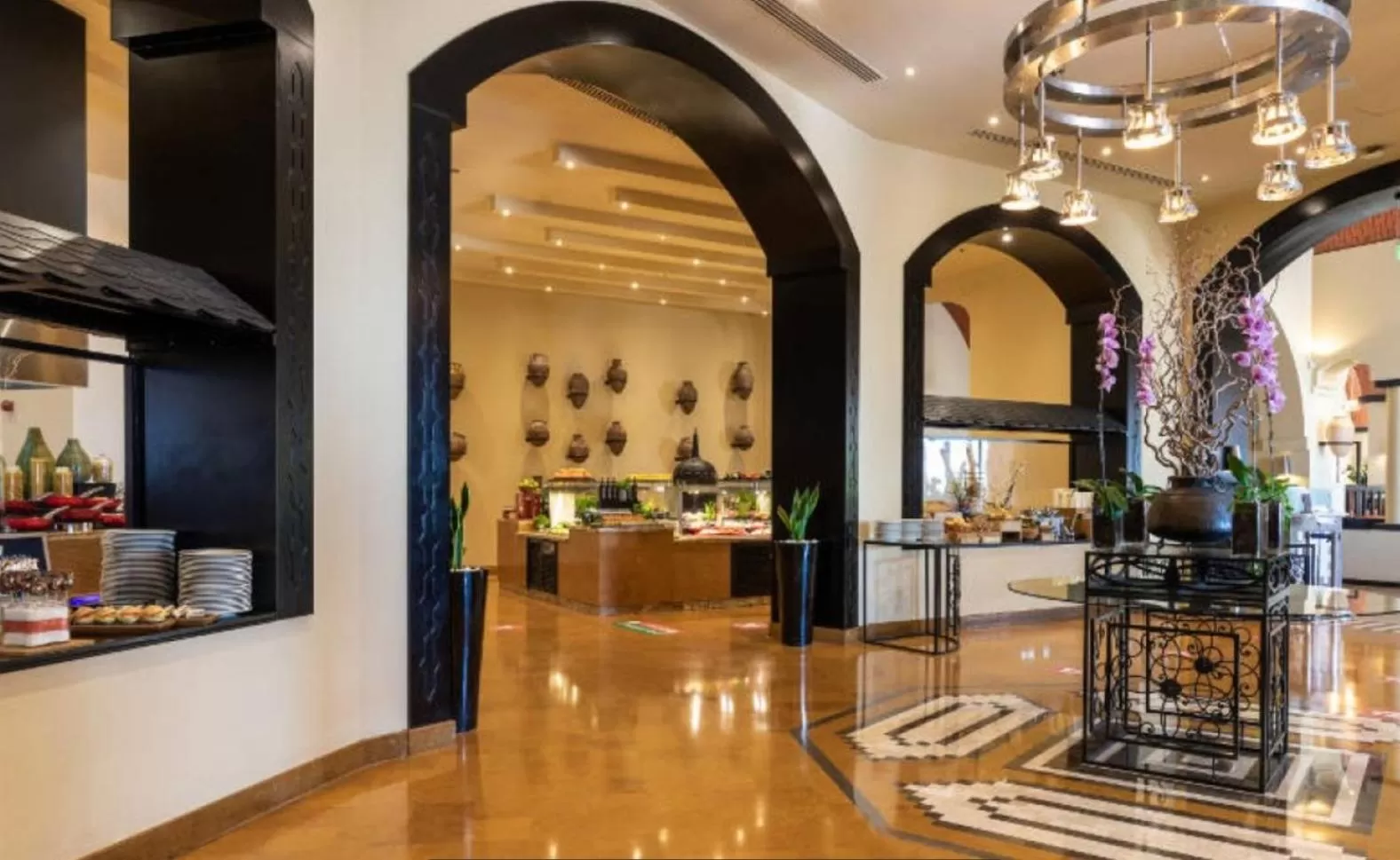 Restaurant/places to eat in Peaceful Private Villa at Five Star Beach Resort