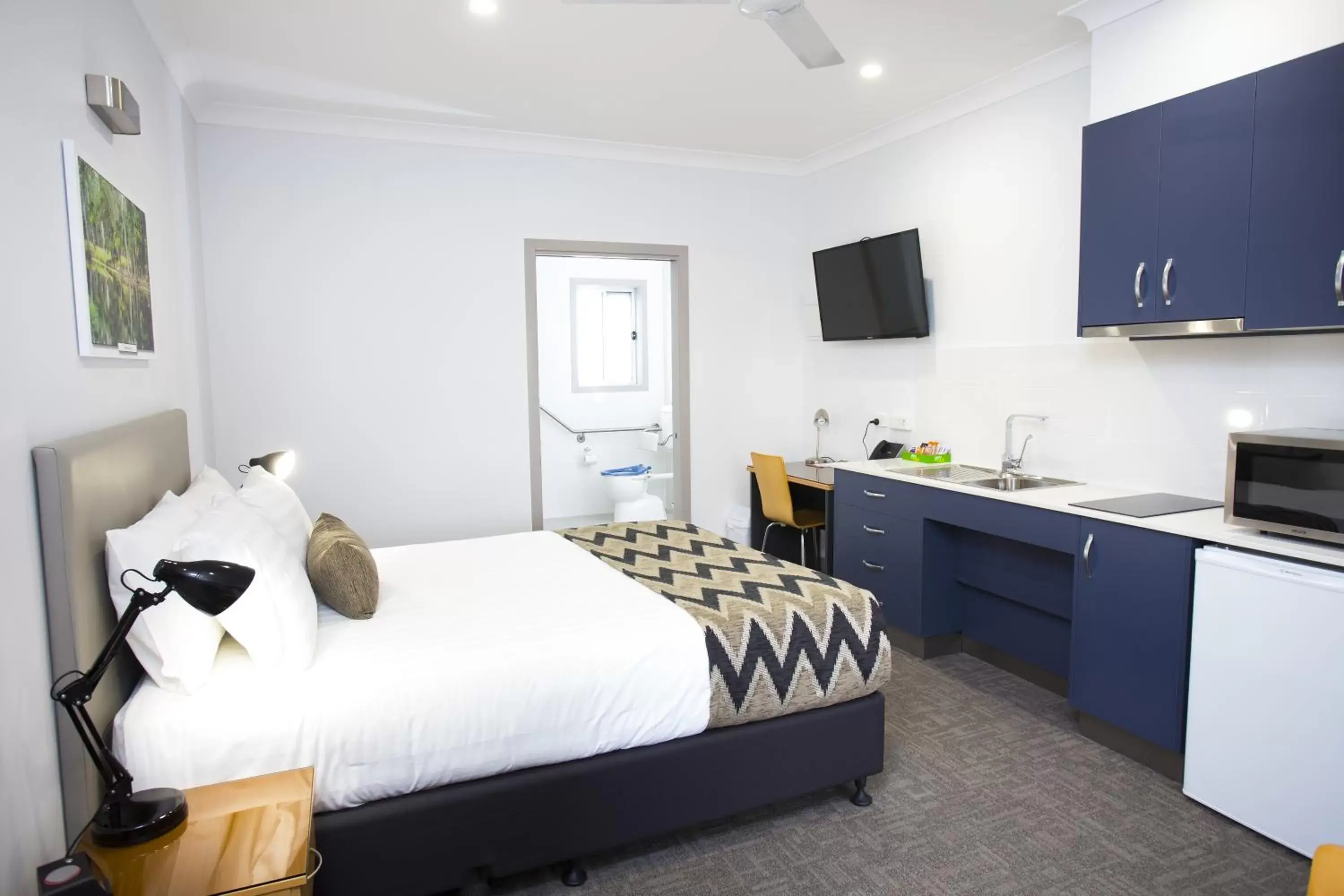 Studio with Wheelchair Access in Altitude Motel Apartments Studio with Wheelchair Access in Altitude Motel Apartments