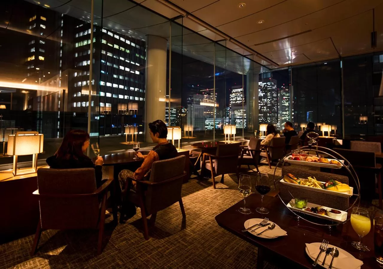Lounge or bar in Odakyu Hotel Century Southern Tower