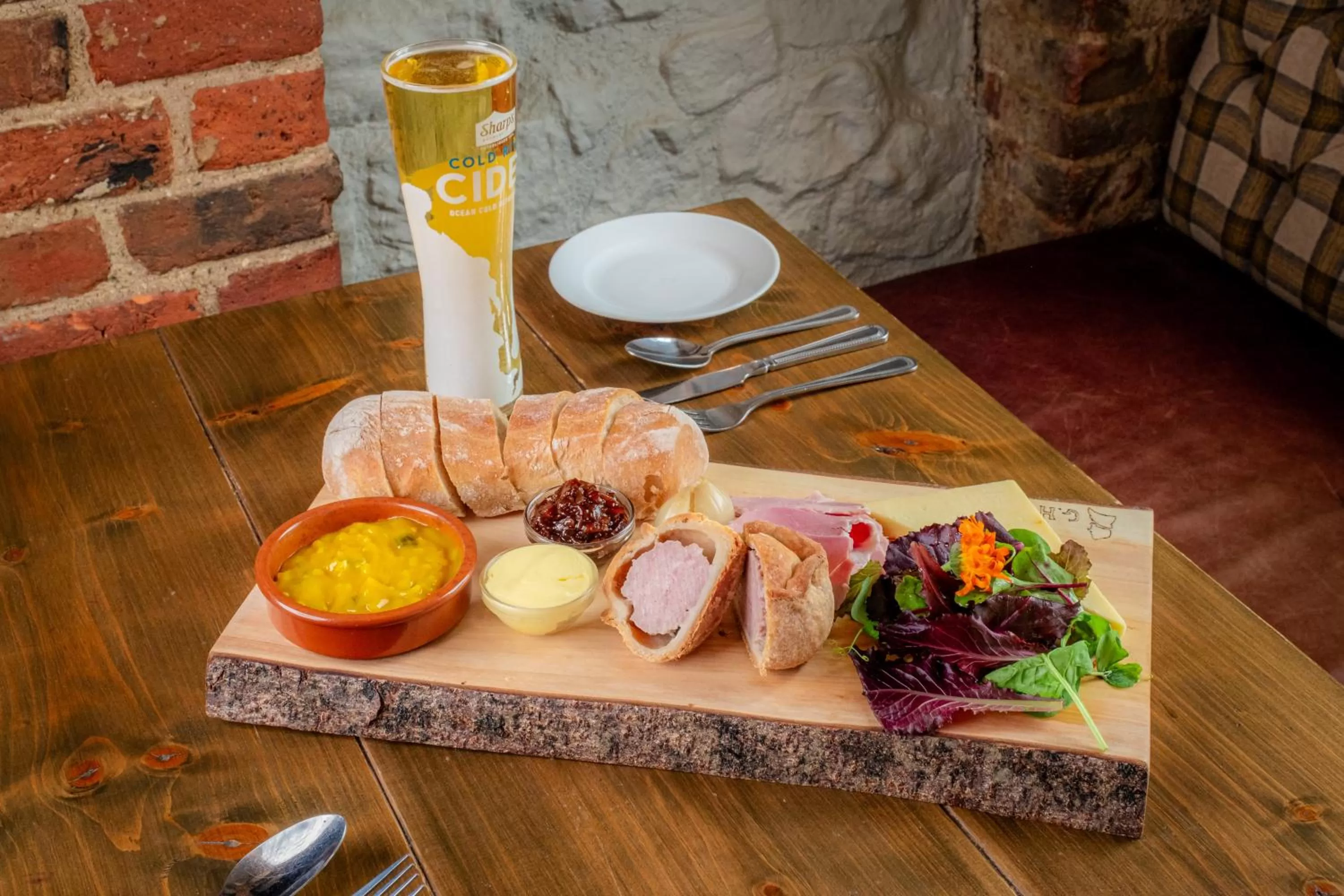 Lunch in The George Hotel