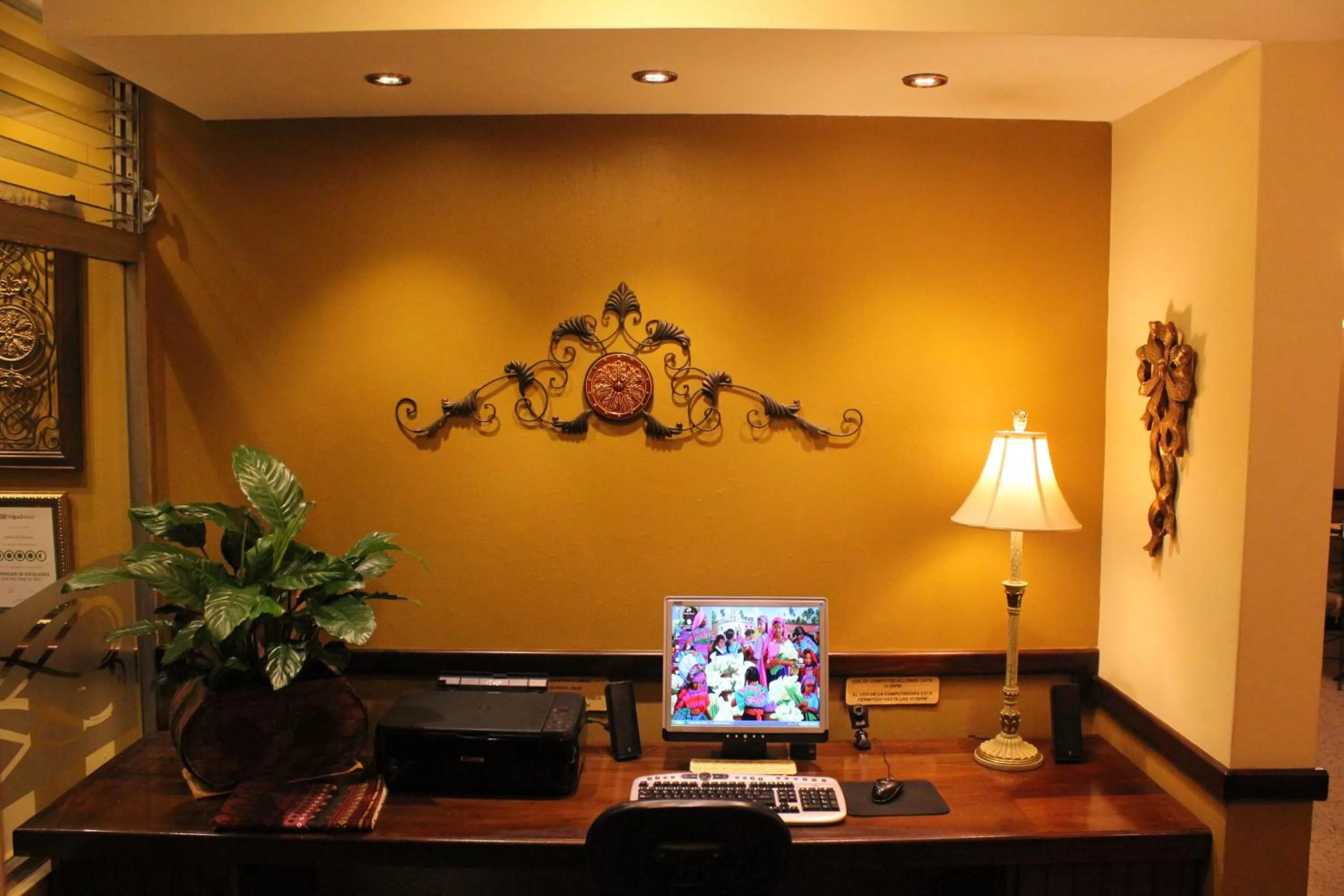 Business facilities, TV/Entertainment Center in Hostal Villa Toscana