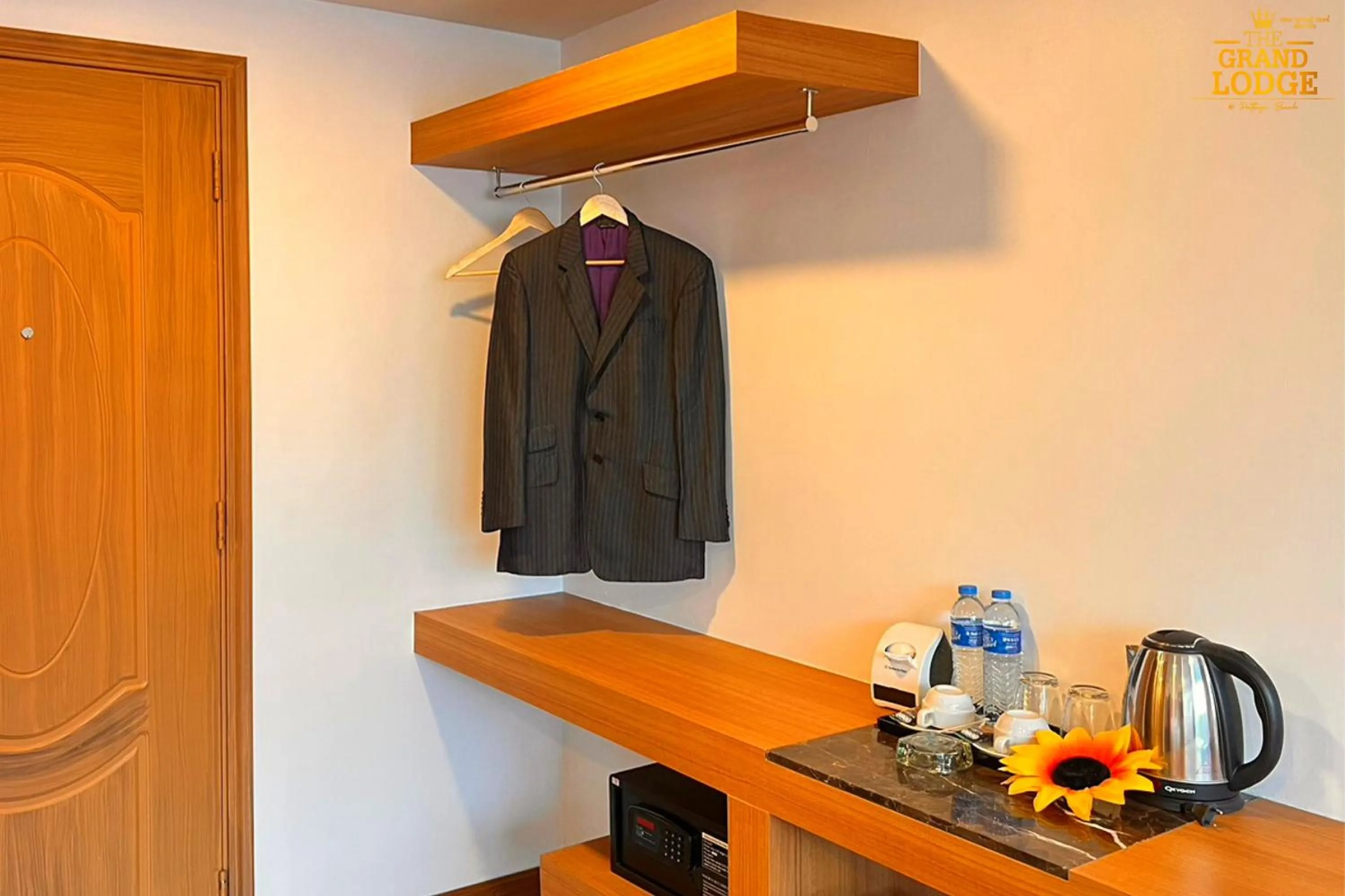 Bedroom, Coffee/Tea Facilities in The Privi Hotel