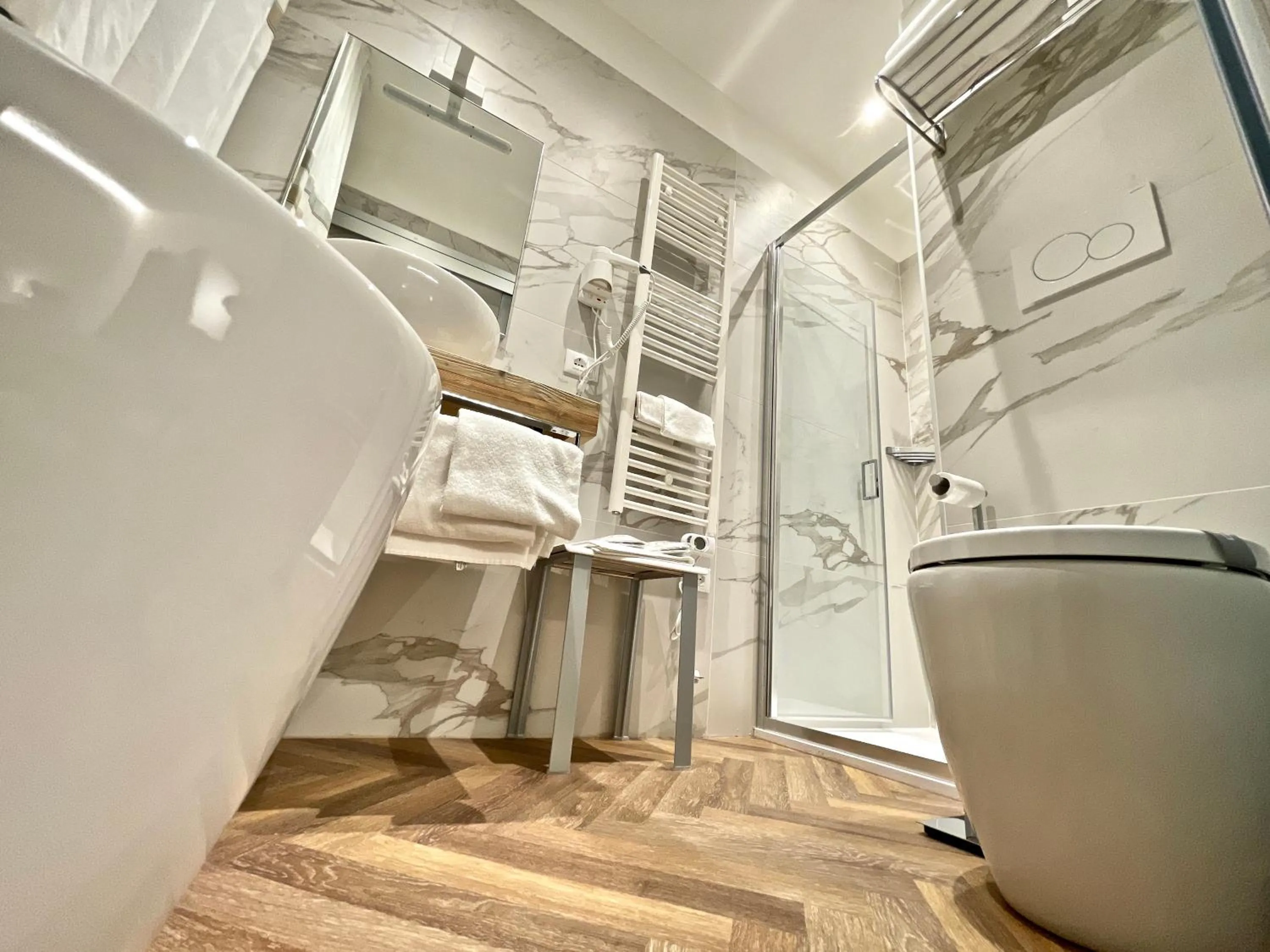 Bathroom in Hotel Vivit ***S