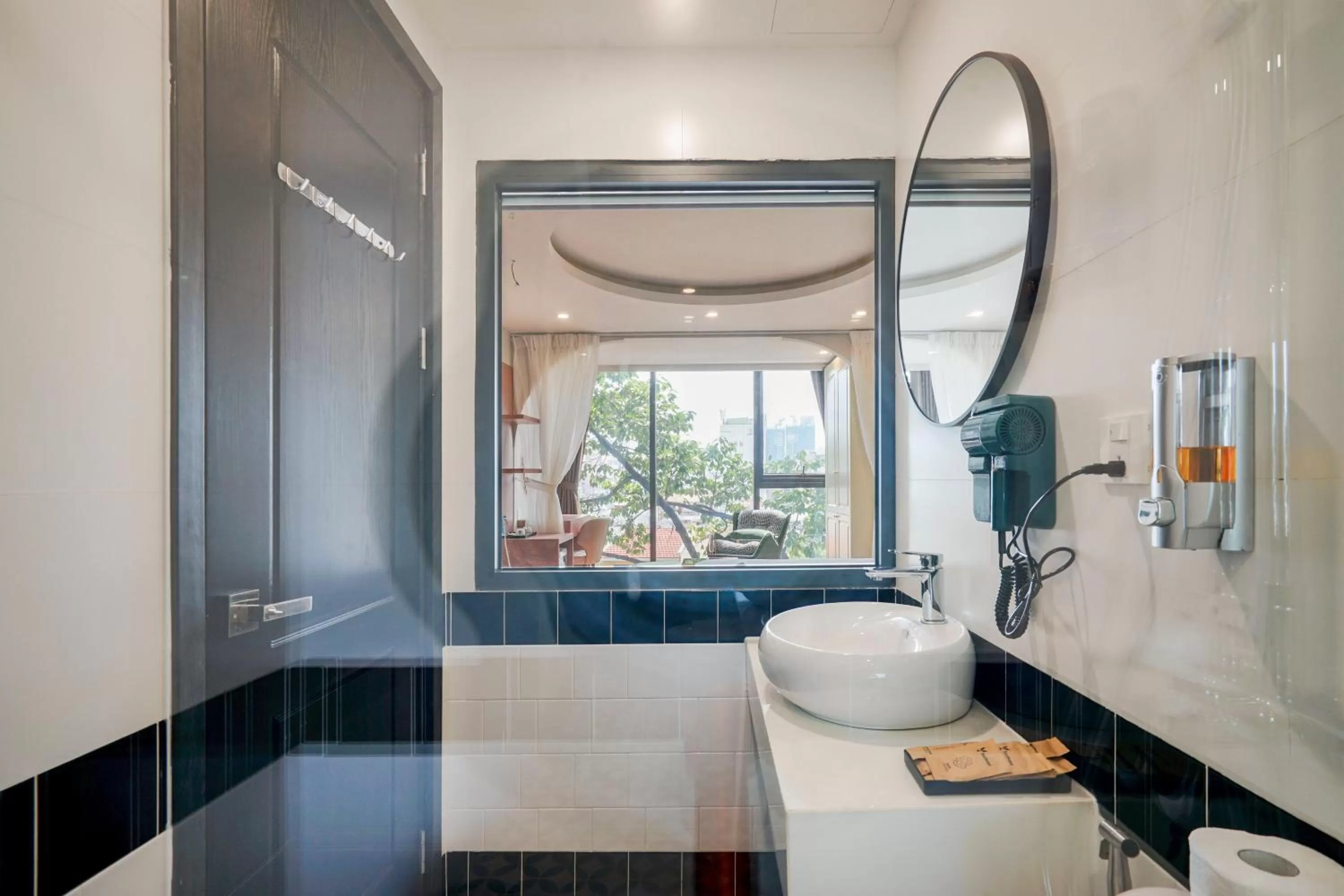 Toilet, Bathroom in SAZI HOTEL - BÙI THỊ XUÂN