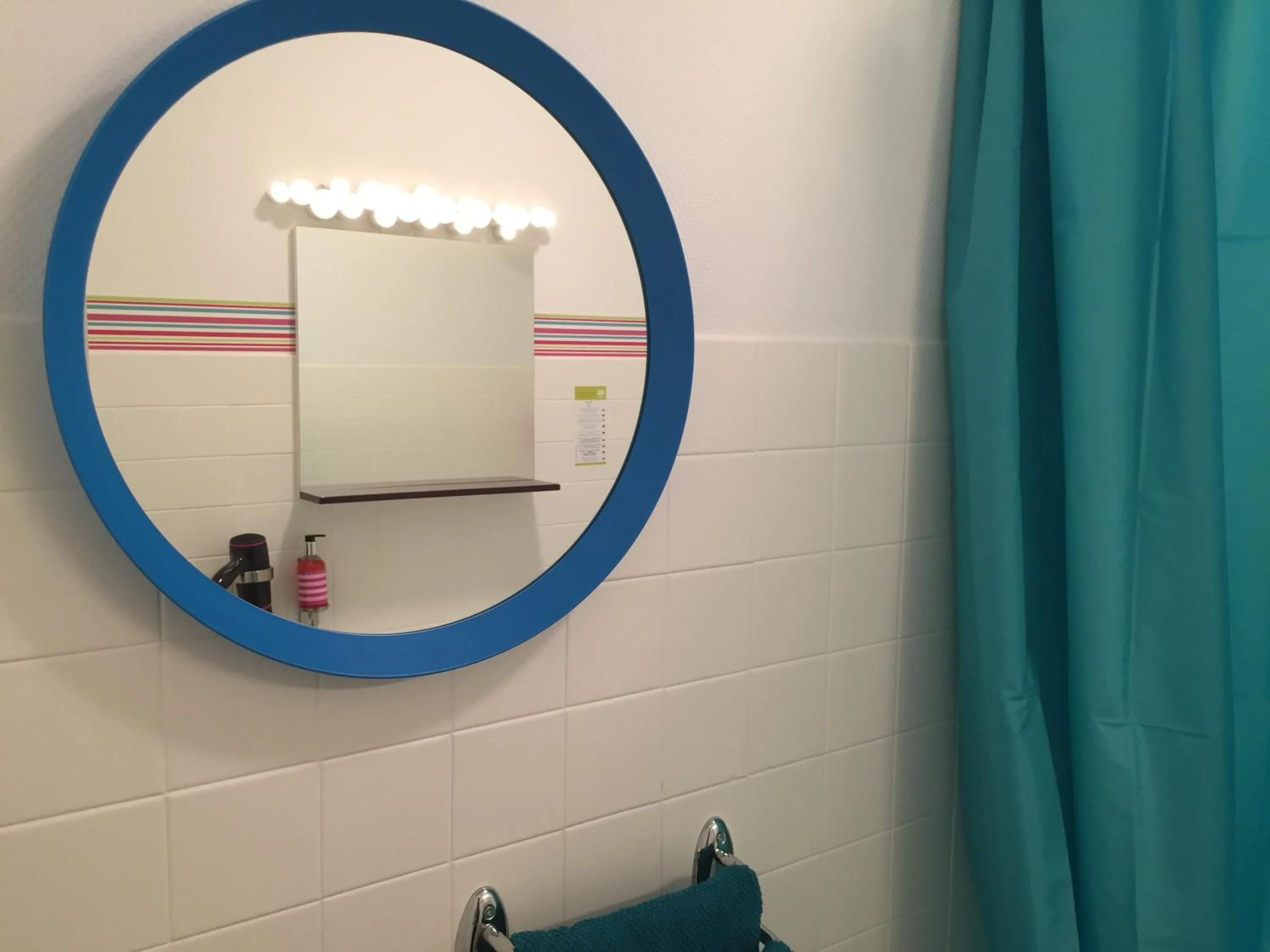 Bathroom in Hôtel Concorde