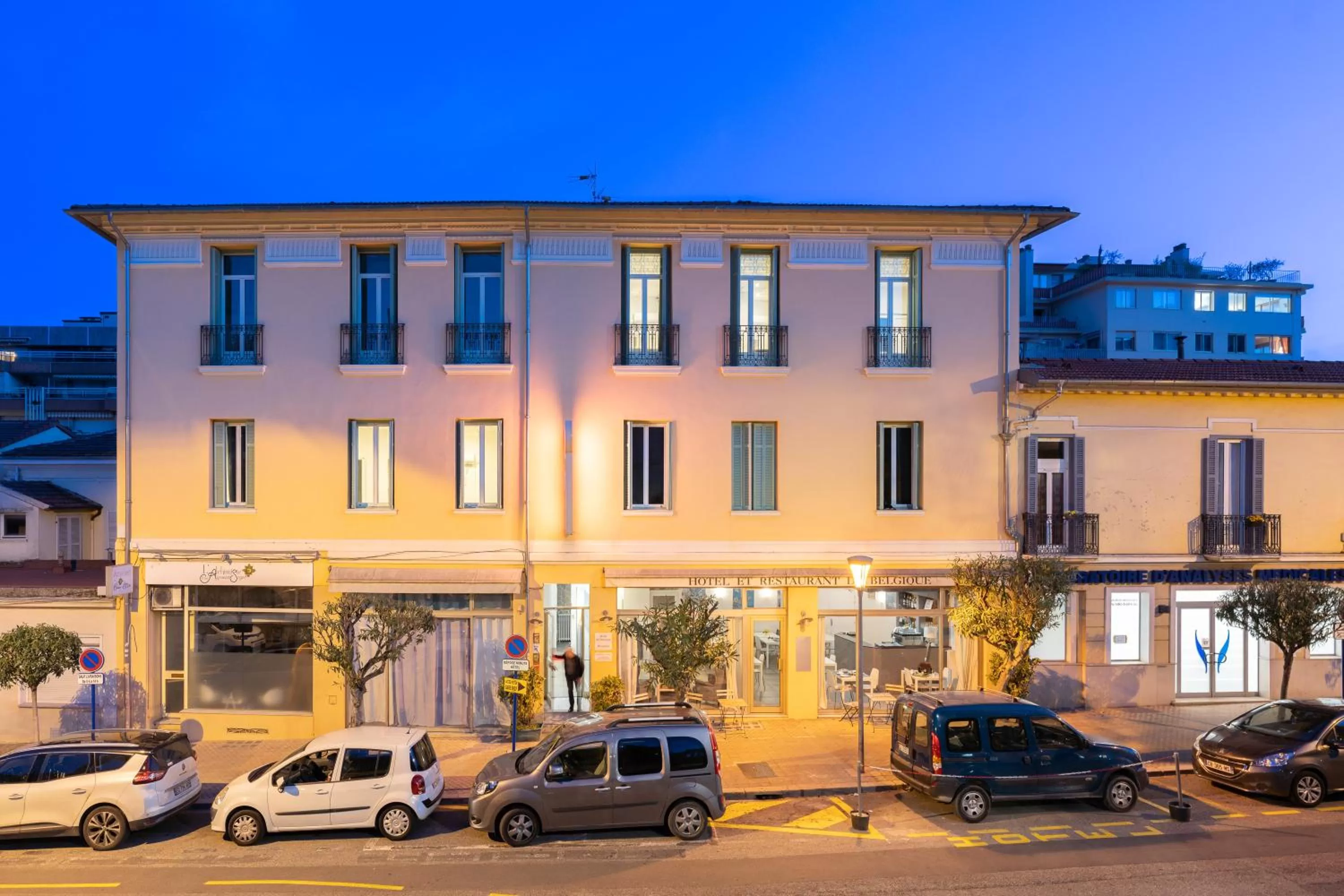 Property building in Hotel De Belgique à Menton