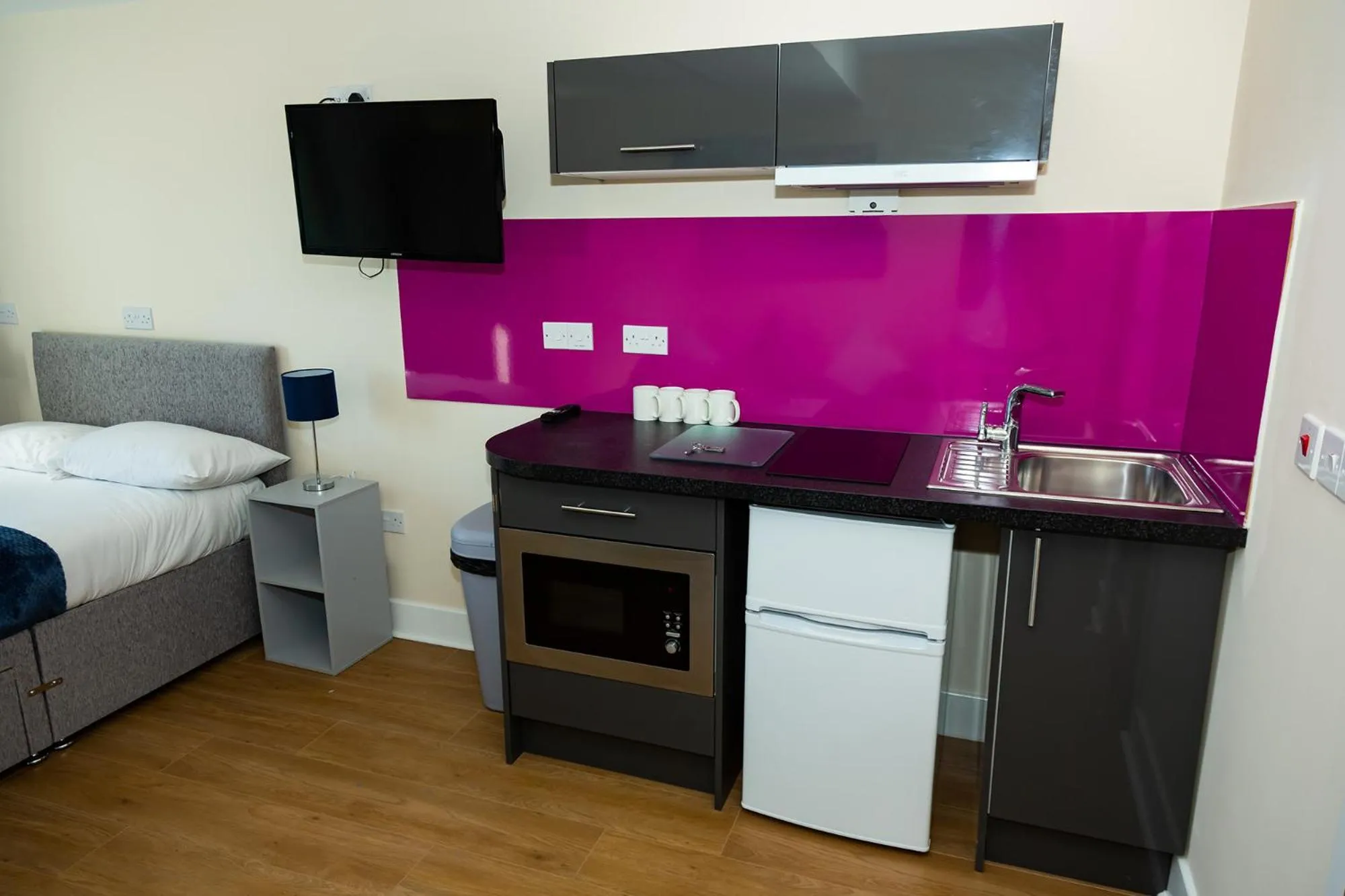 Kitchen or kitchenette in Alexander House