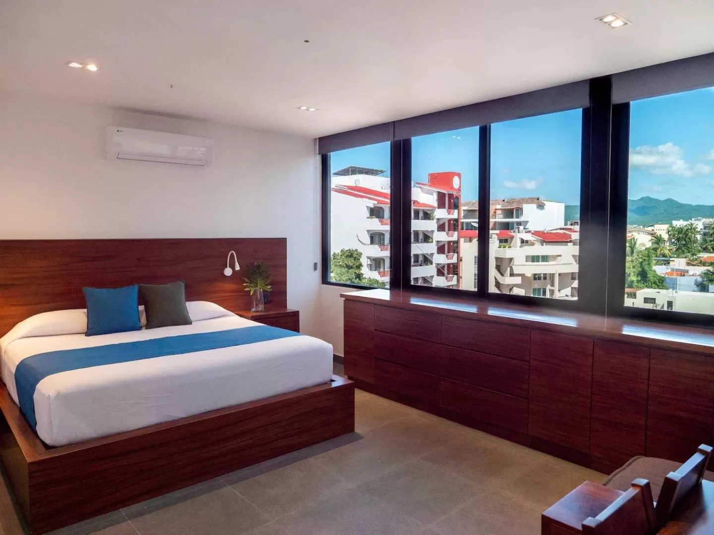 Photo of the whole room, Bed in Nereidas Lofts