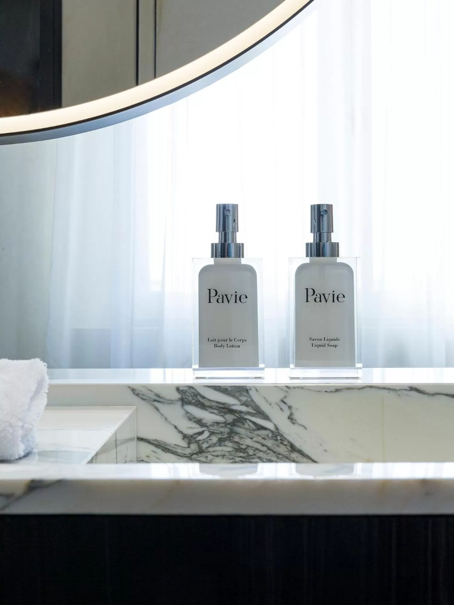 Bathroom in Hôtel de Pavie