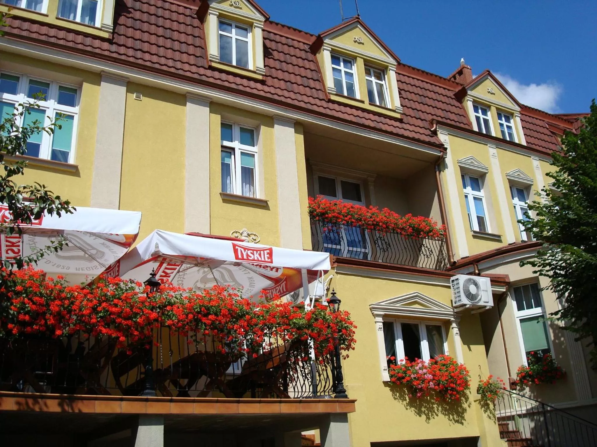 Facade/entrance in Hotel Atena