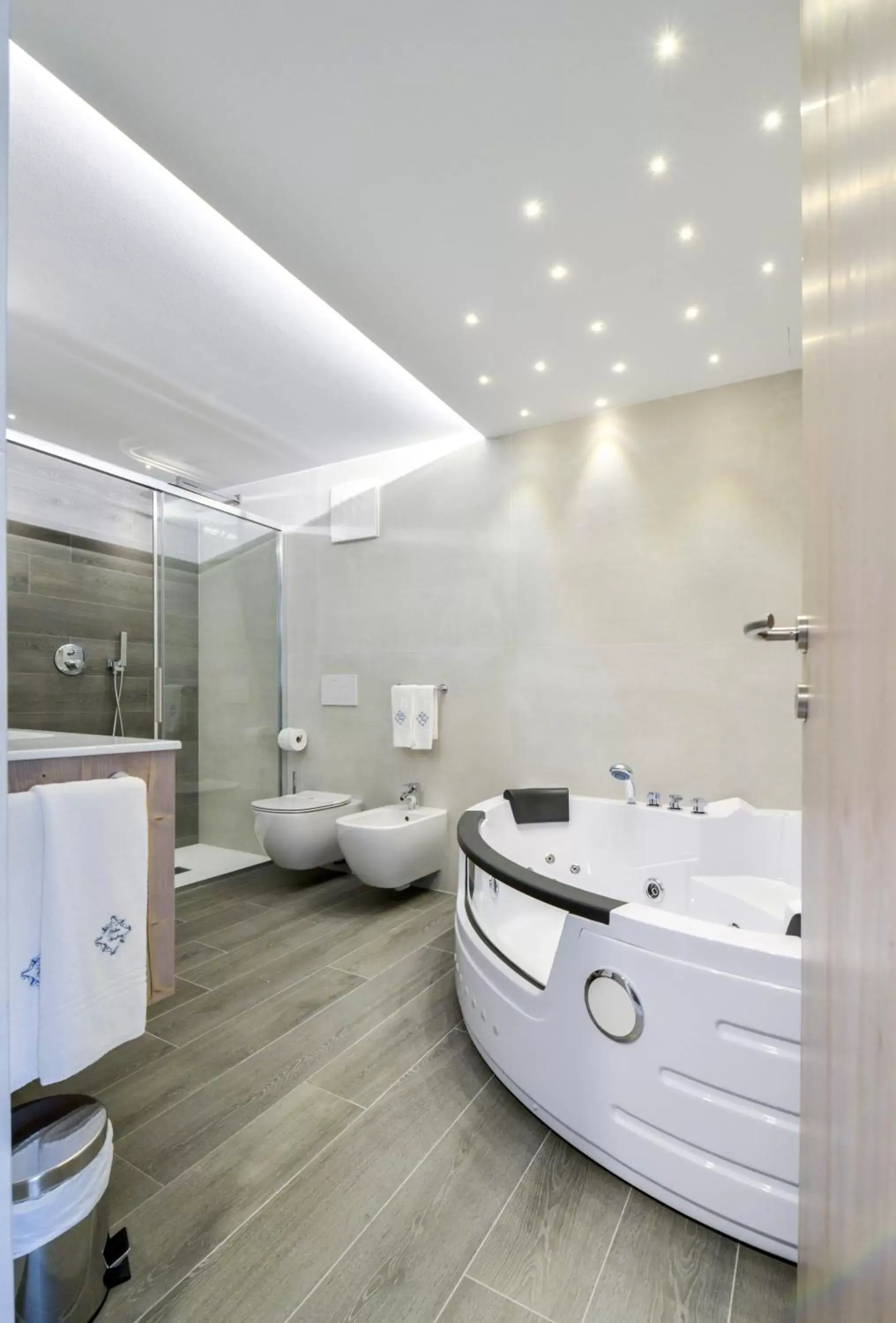 Superior Double or Twin Room with Mountain View - single occupancy in Hotel Ambra Superior Double or Twin Room with Mountain View - single occupancy in Hotel Ambra