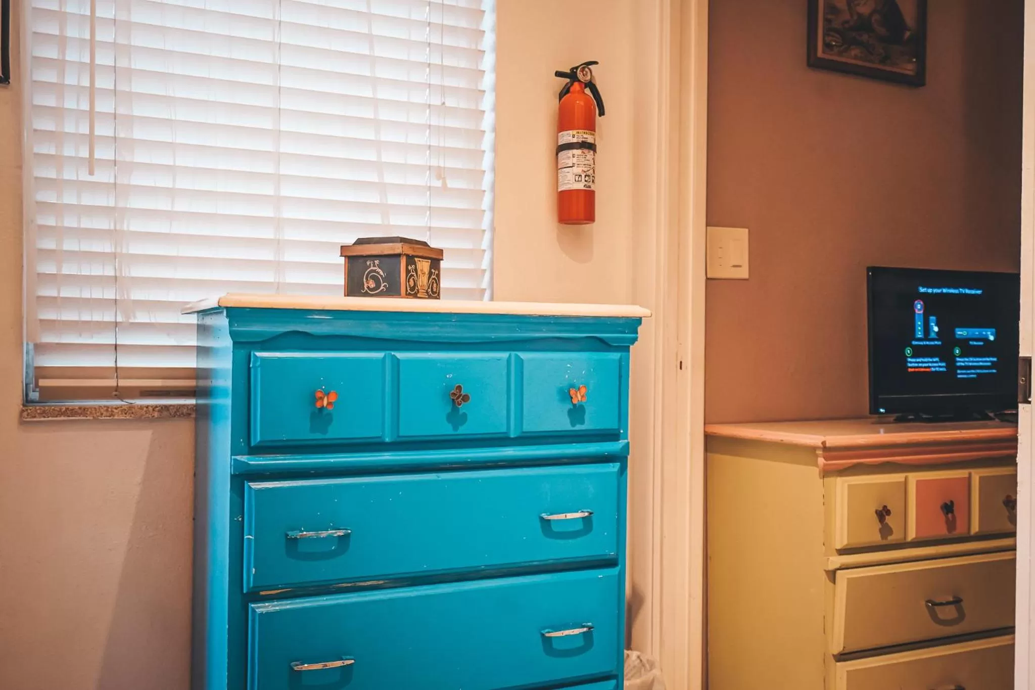 TV and multimedia in Hollywood Light Haven Lodge