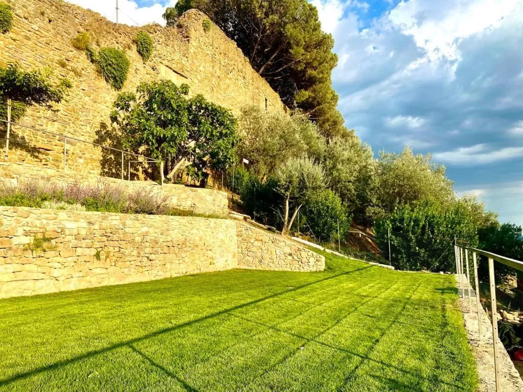 Garden view in San Michele al Castello