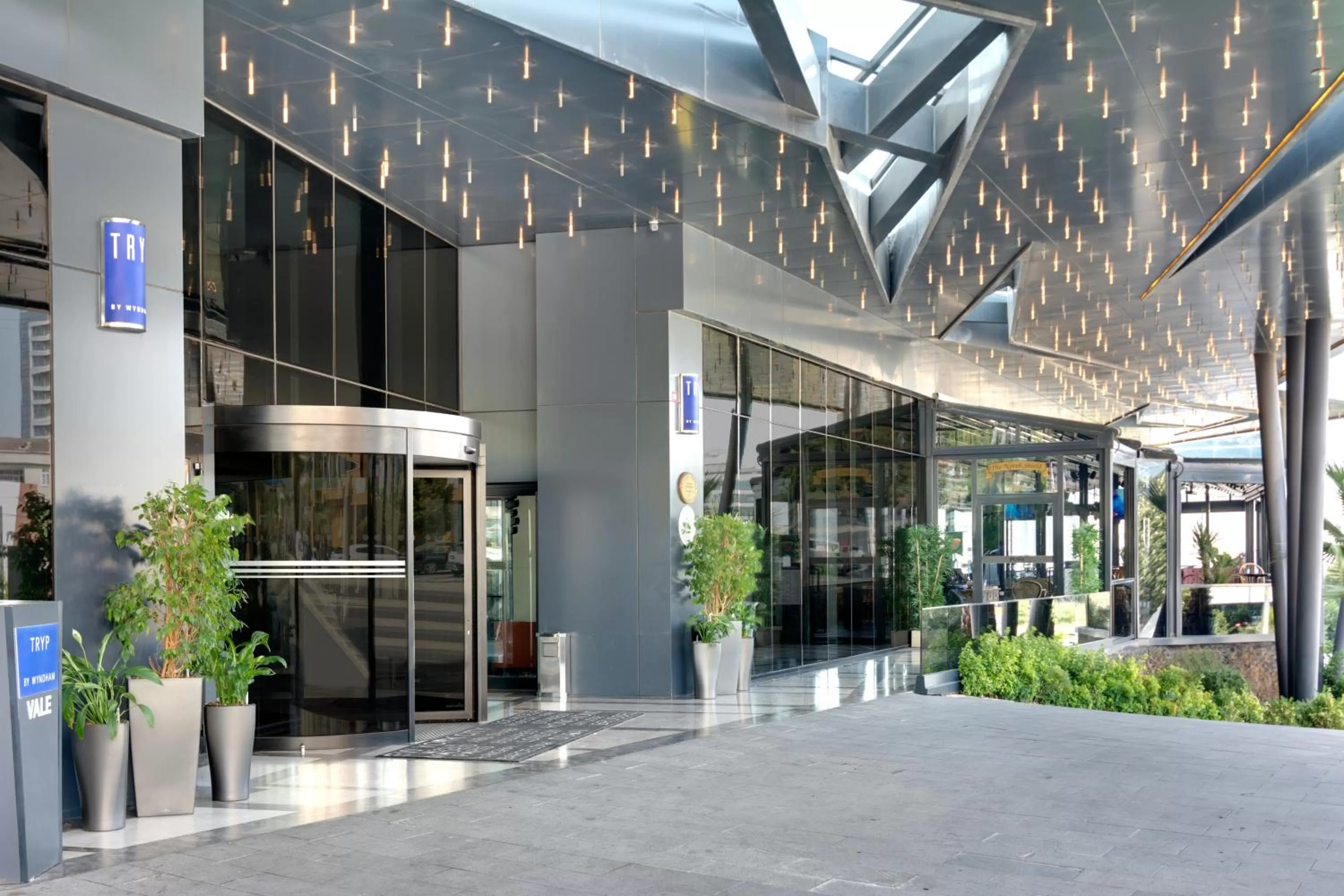 Facade/entrance in TRYP by Wyndham Istanbul Basın Ekspres