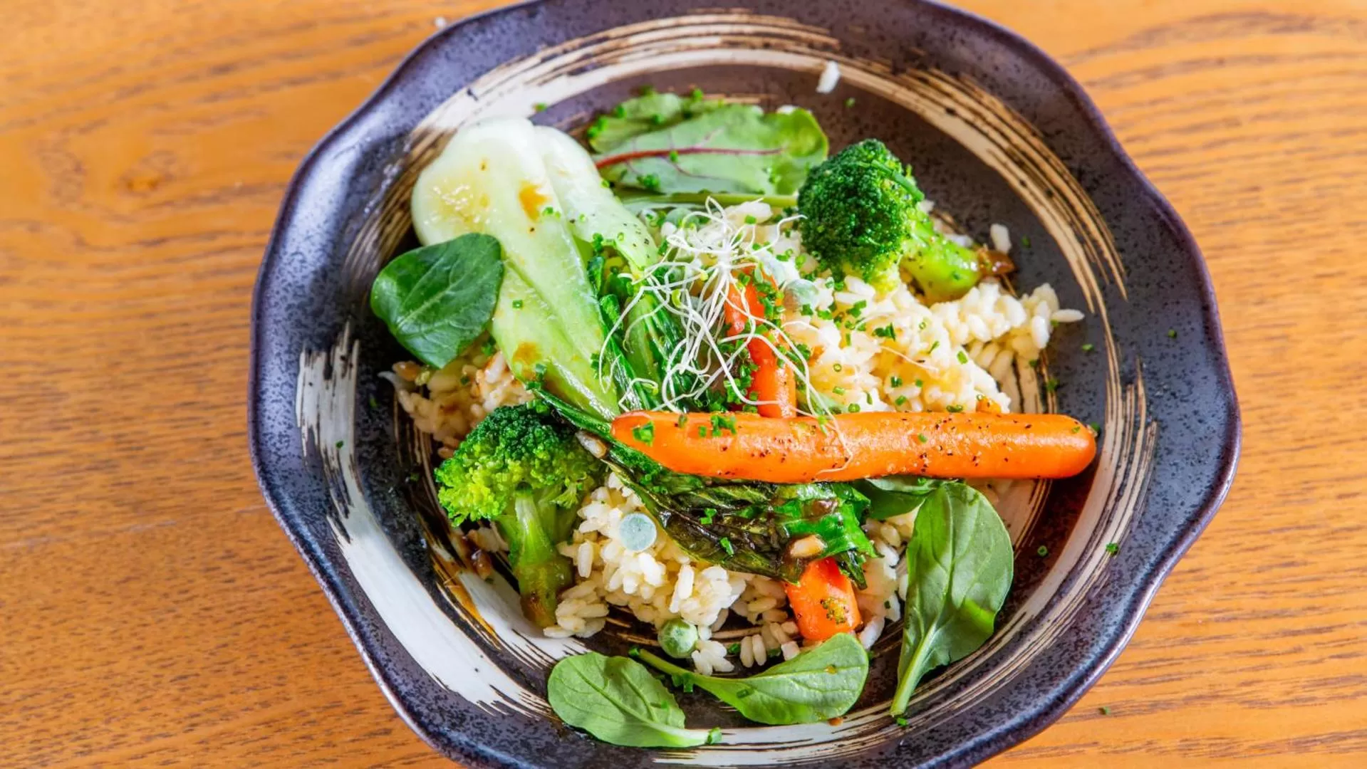 Restaurant/places to eat in Ramada Suites by Wyndham Auckland Manukau Pacfic Centre