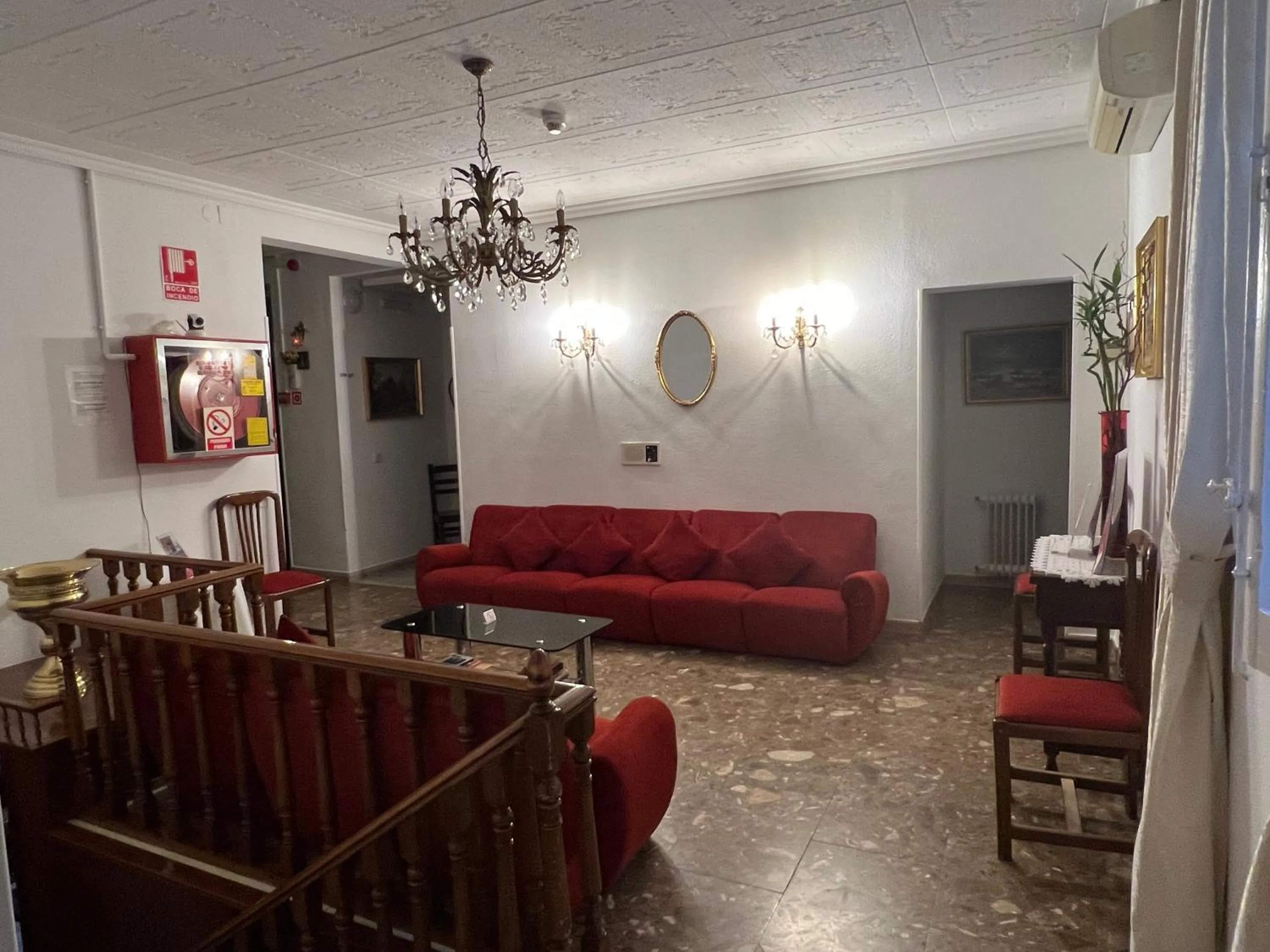 Area and facilities in Hostal Sonsoles Madrid-Centro