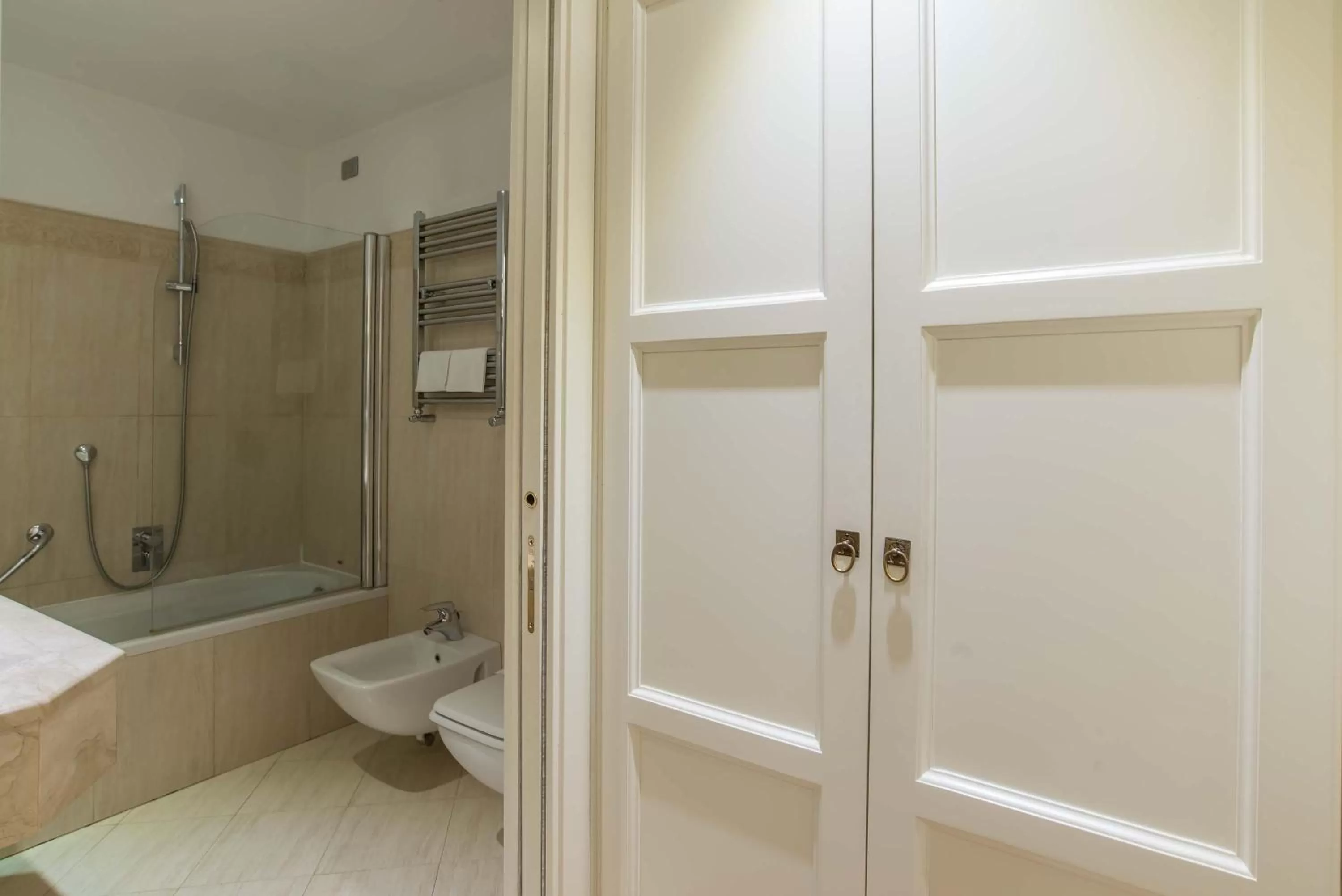 Bathroom in Hotel Atlantic Palace