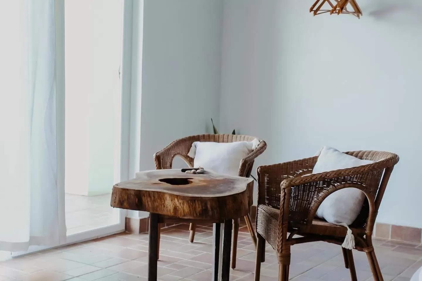 Seating area, Dining Area in Bird Island Bungalows