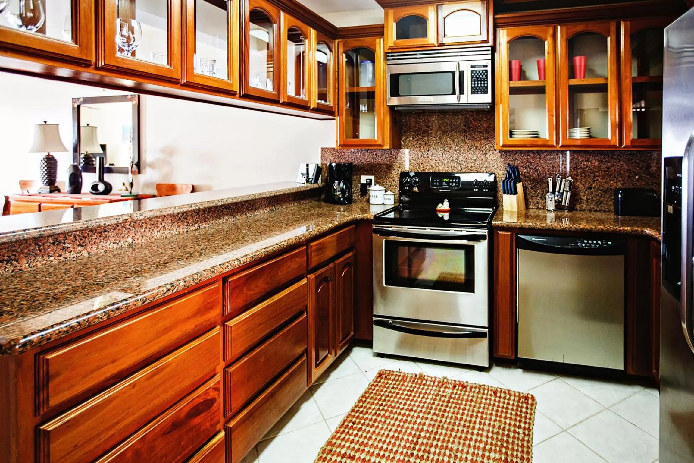 Kitchen or kitchenette, Kitchen/Kitchenette in Pelican Reef Villas Resort