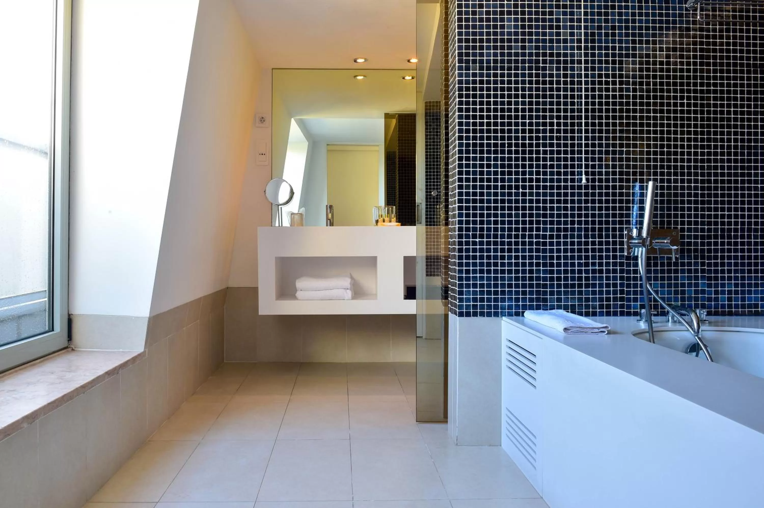 Bathroom in Hotel da Estrela - by Unlock Hotels