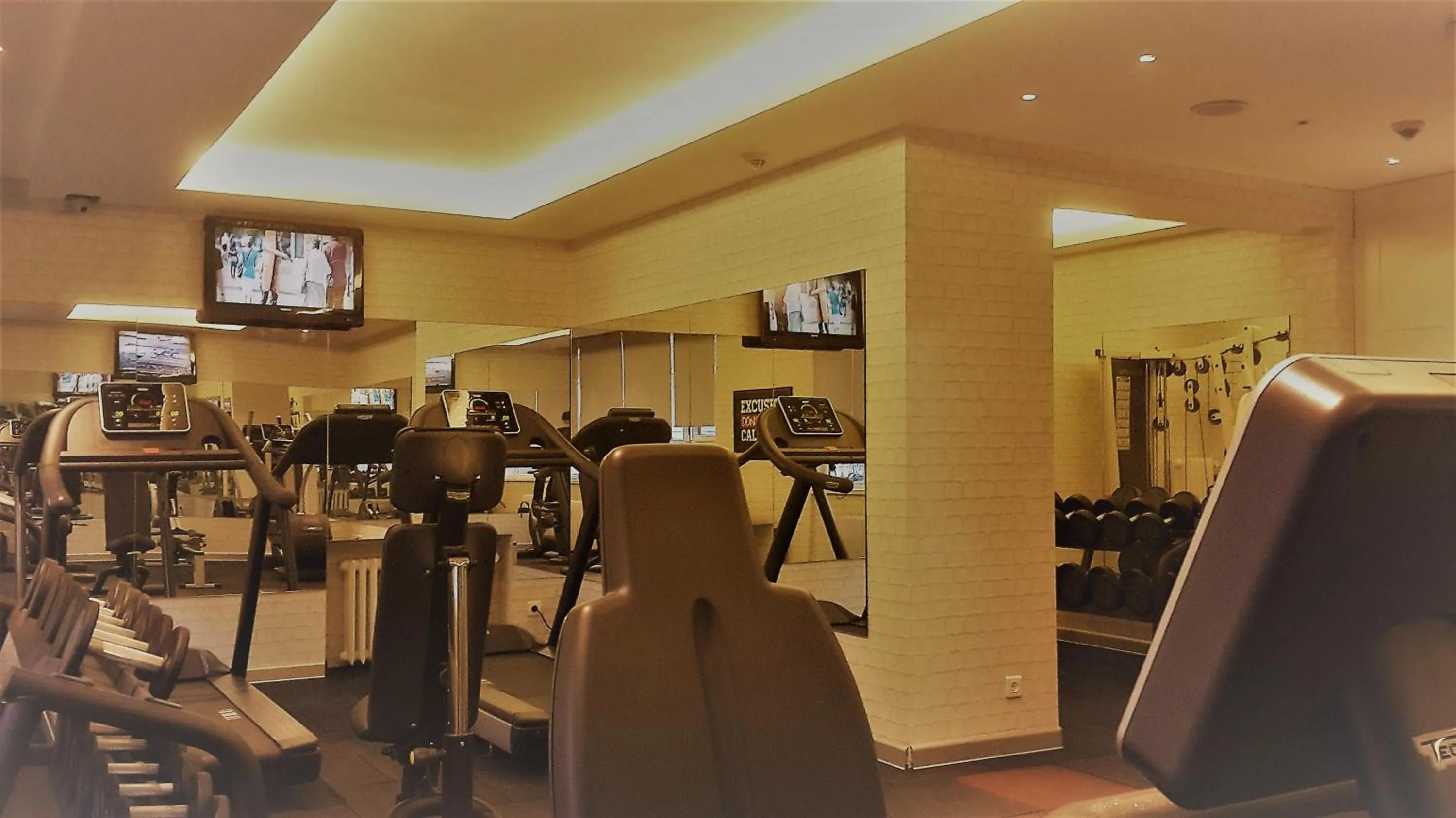 Fitness centre/facilities in Warwick Ankara
