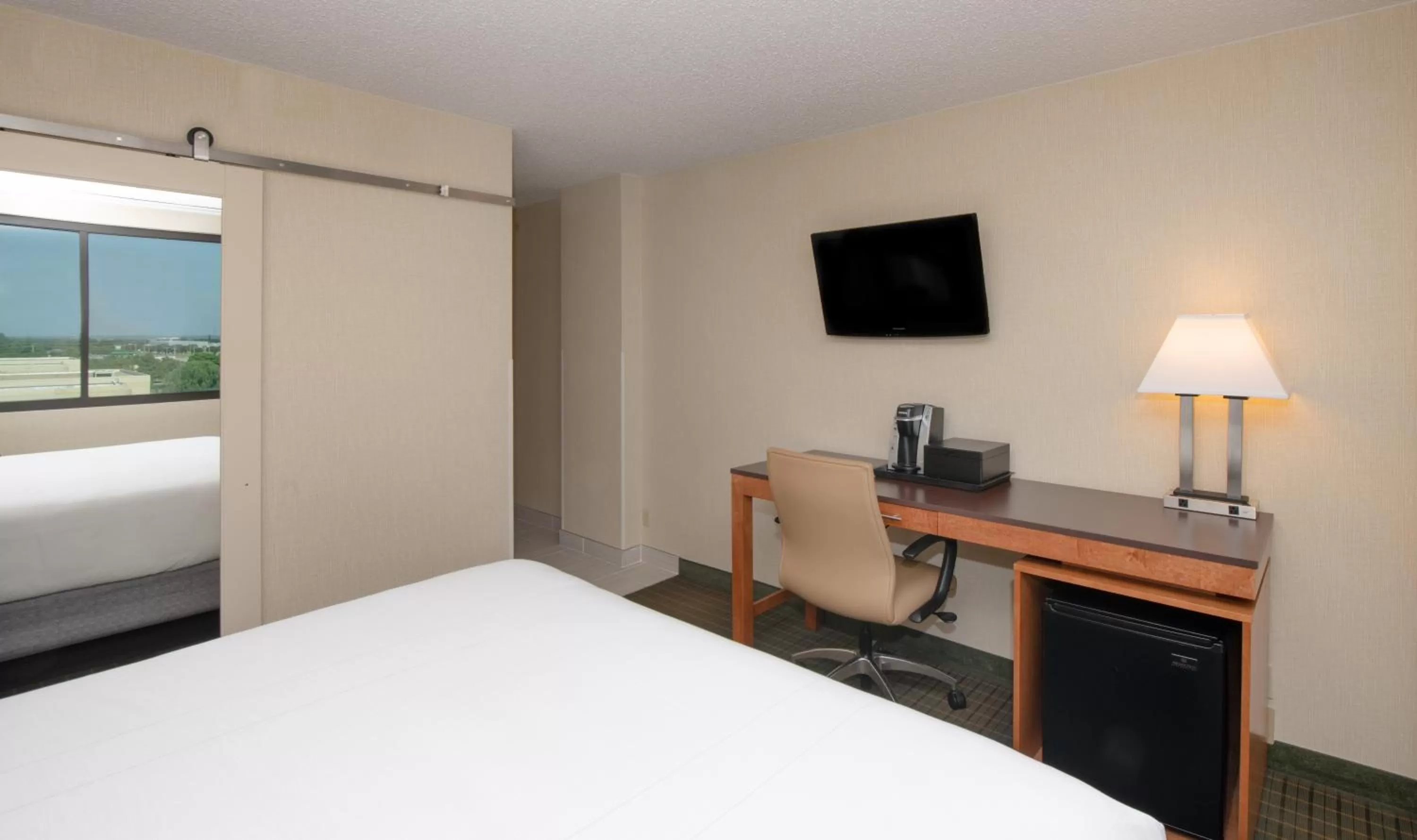 TV and multimedia, Bed in NCED Conference Center & Hotel