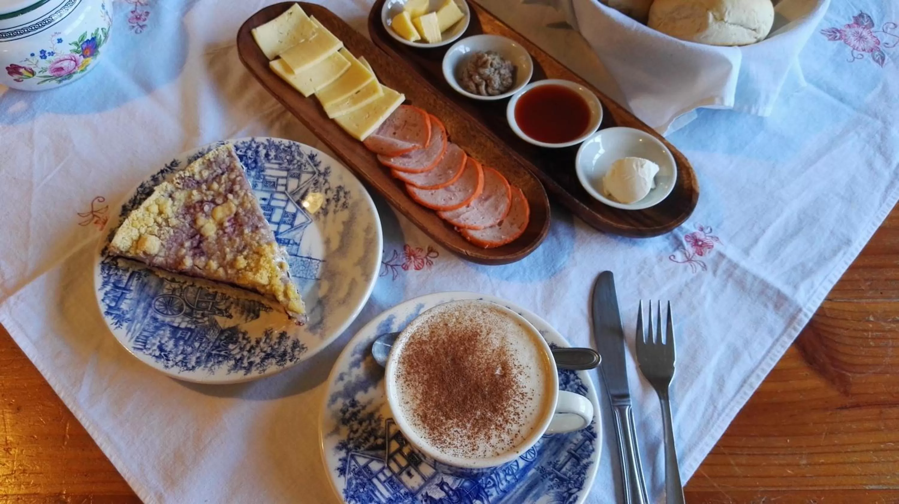 Breakfast in Hostal Triwe