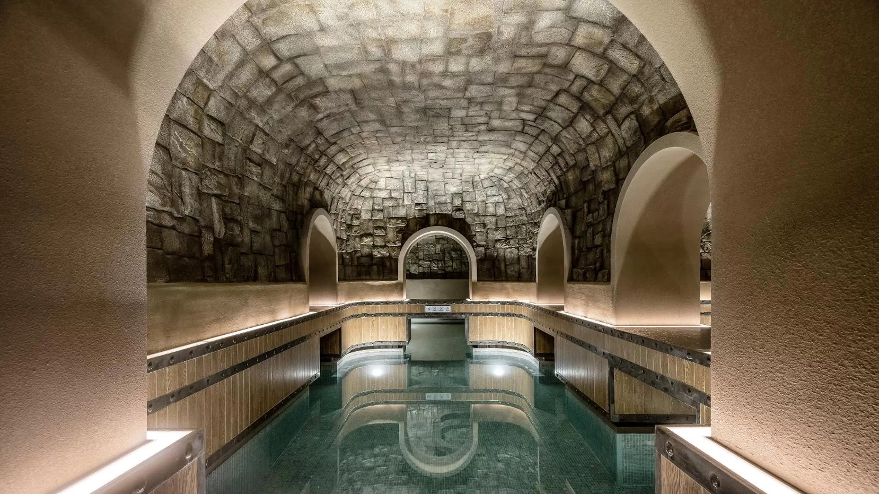 Aqua park in Paradise City