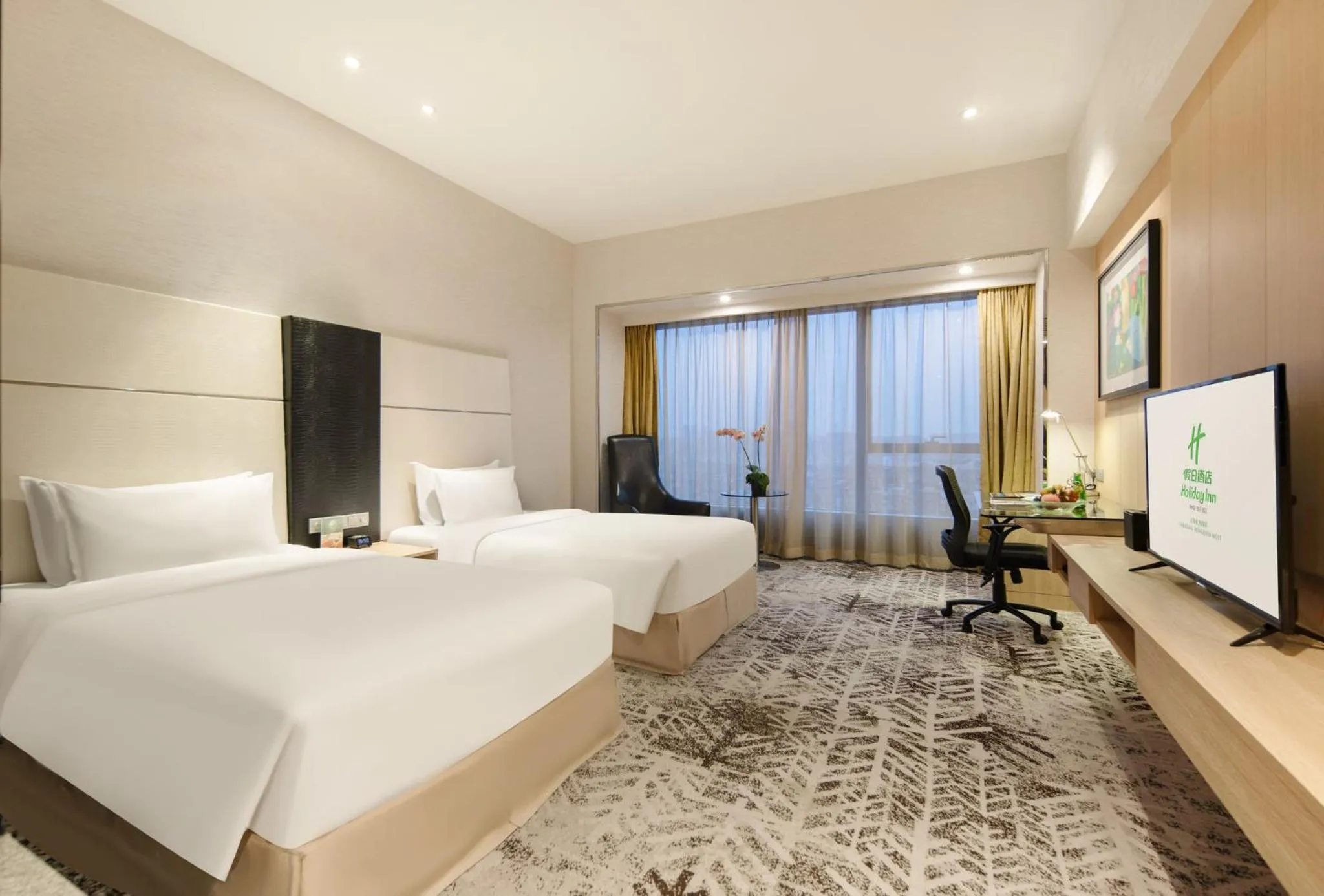 Photo of the whole room in Holiday Inn Shanghai Hongqiao West by IHG
