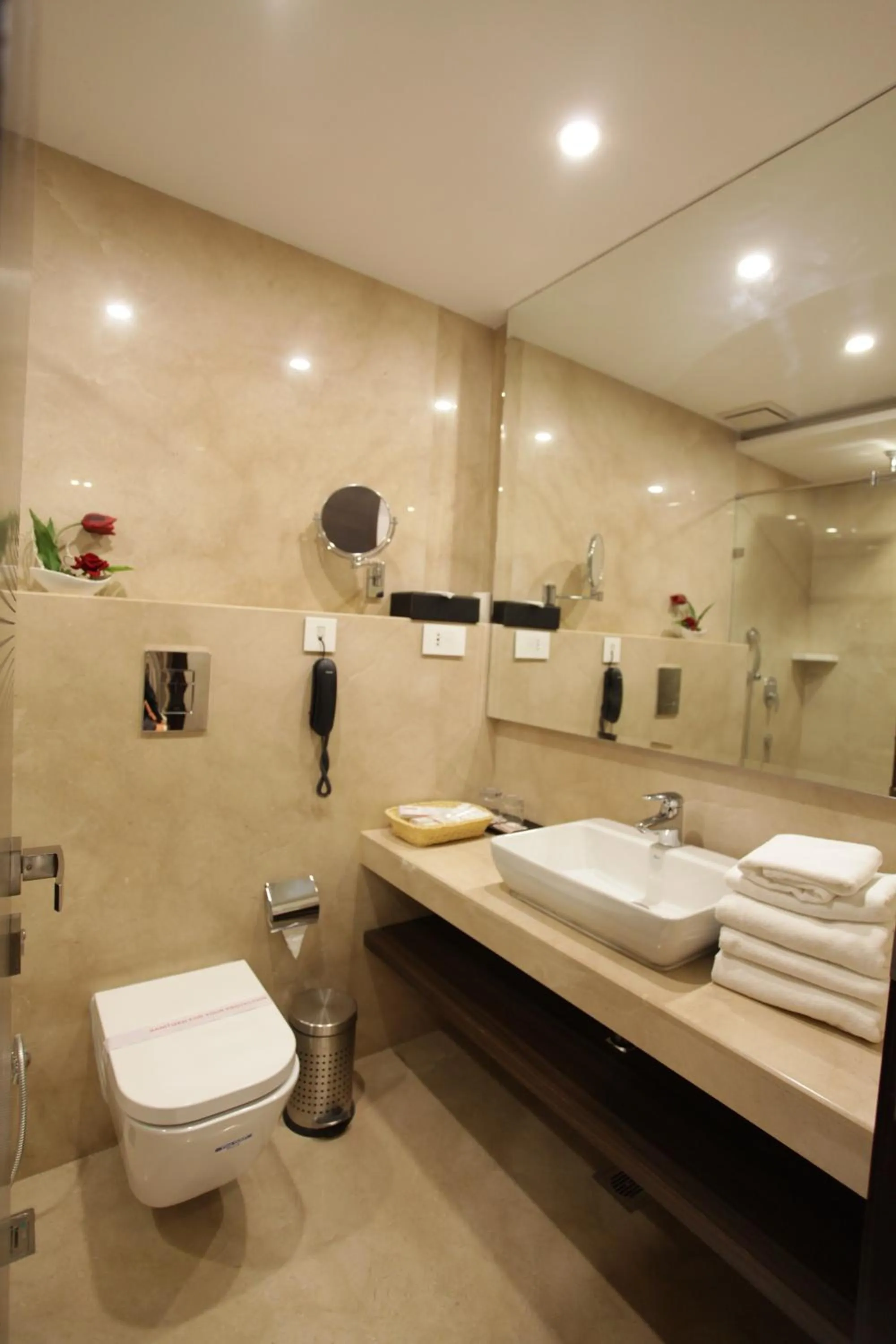 Bathroom in Kaisons Inn (Near Apollo Hospital)