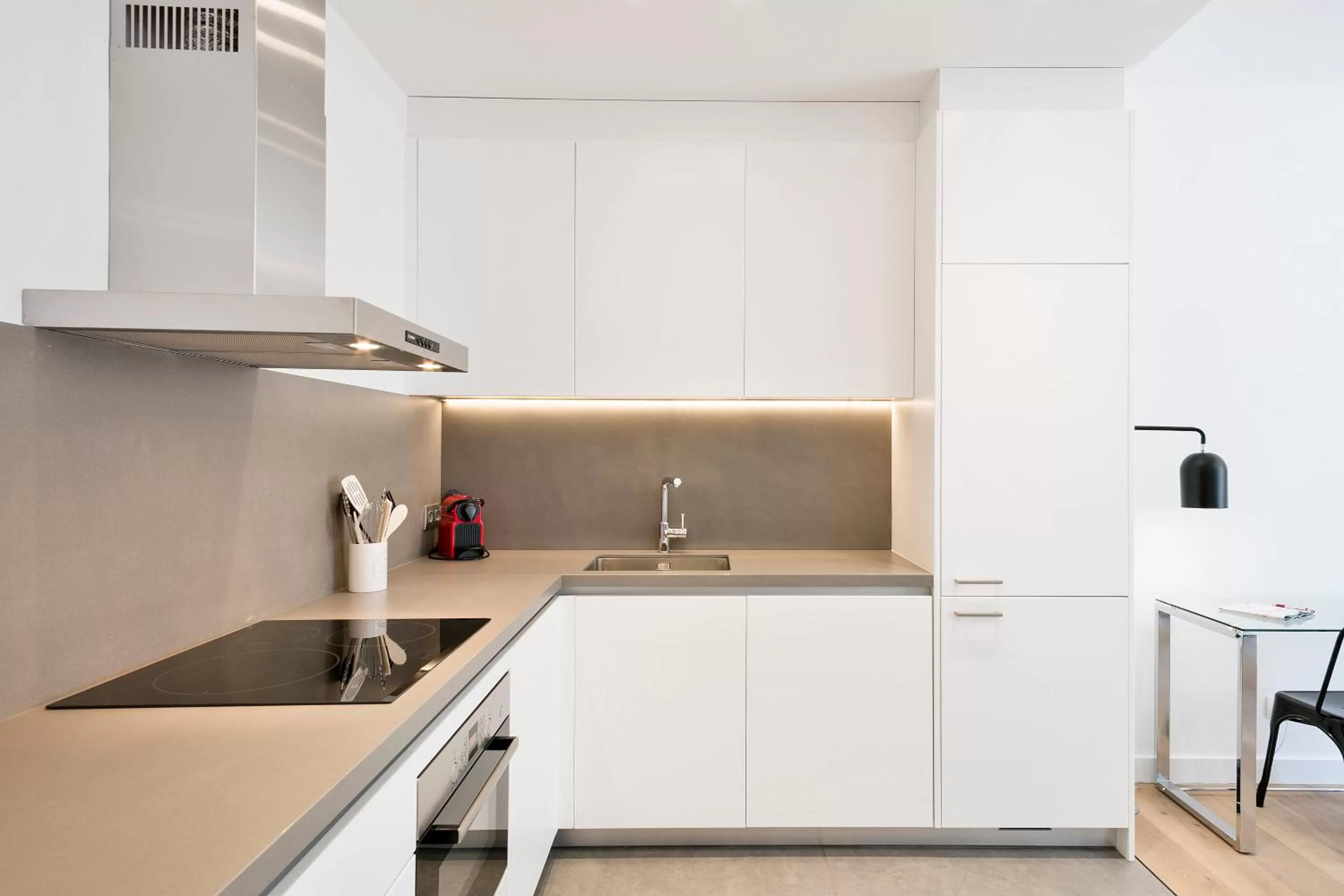 Kitchen or kitchenette in Murmuri Residence Mercader