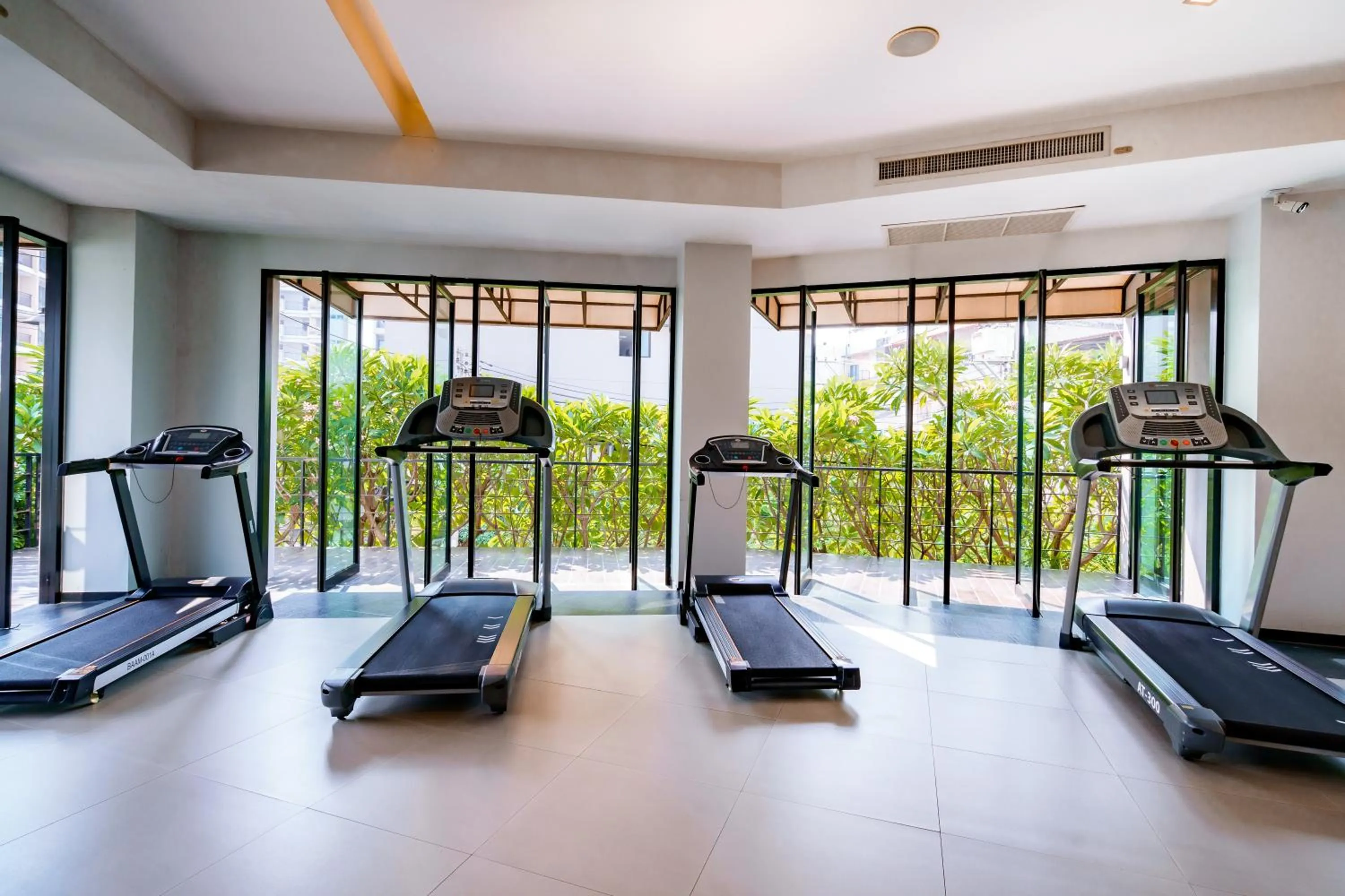 Fitness centre/facilities in Hotel J Pattaya