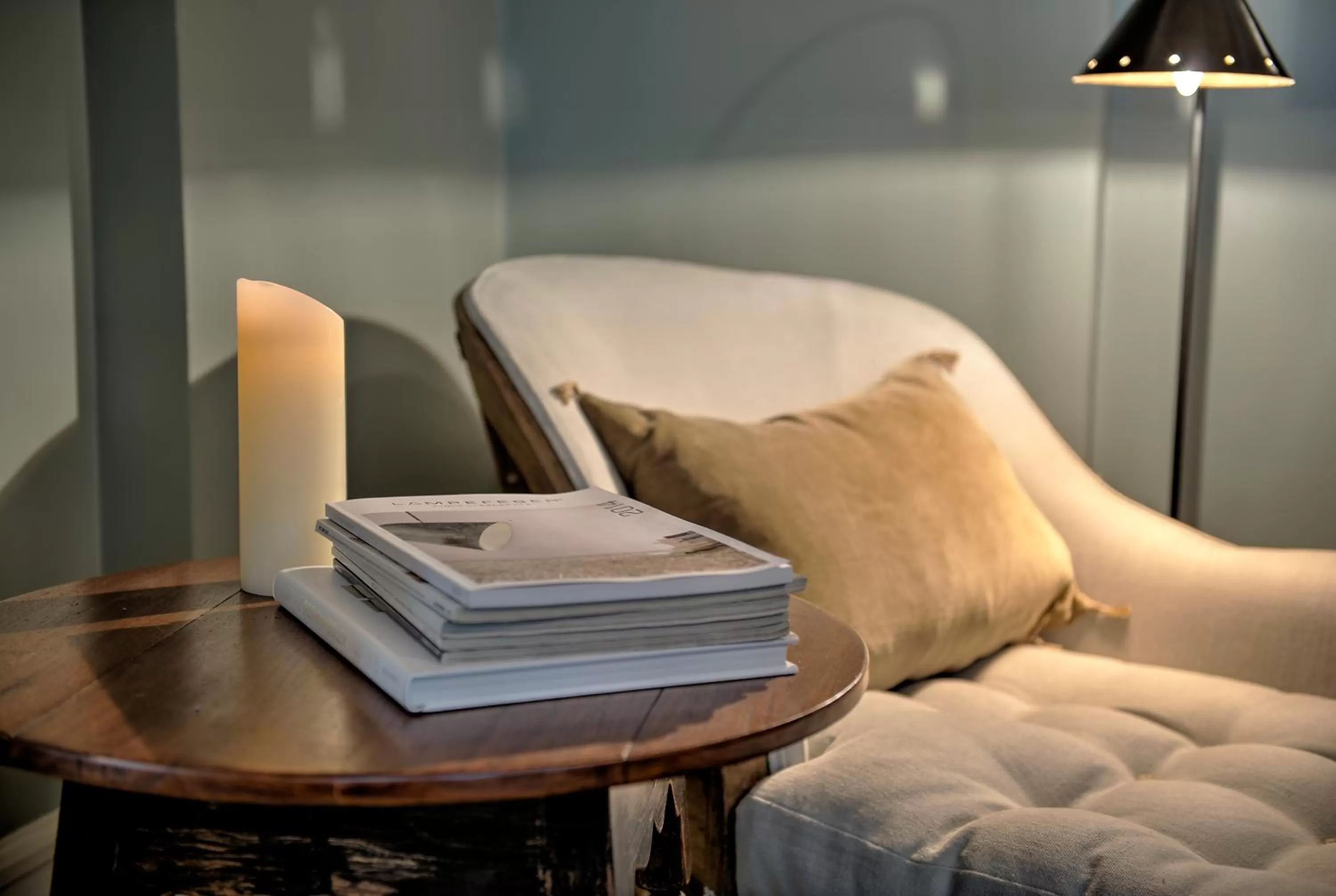 Seating area, Bed in Camillas Hus