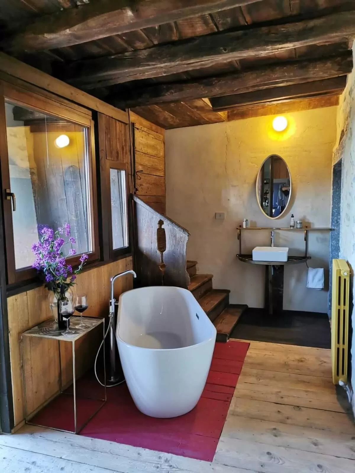 Double Room with Private Bathroom in B&B con SPA il Castello di Lucawest