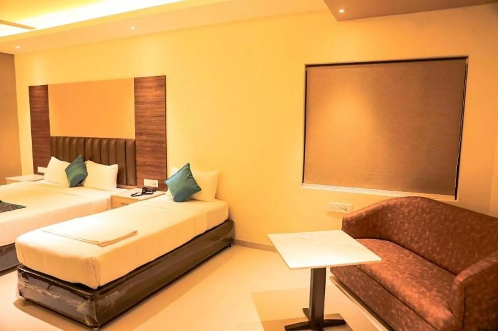 Photo of the whole room, Bed in Laya Regency