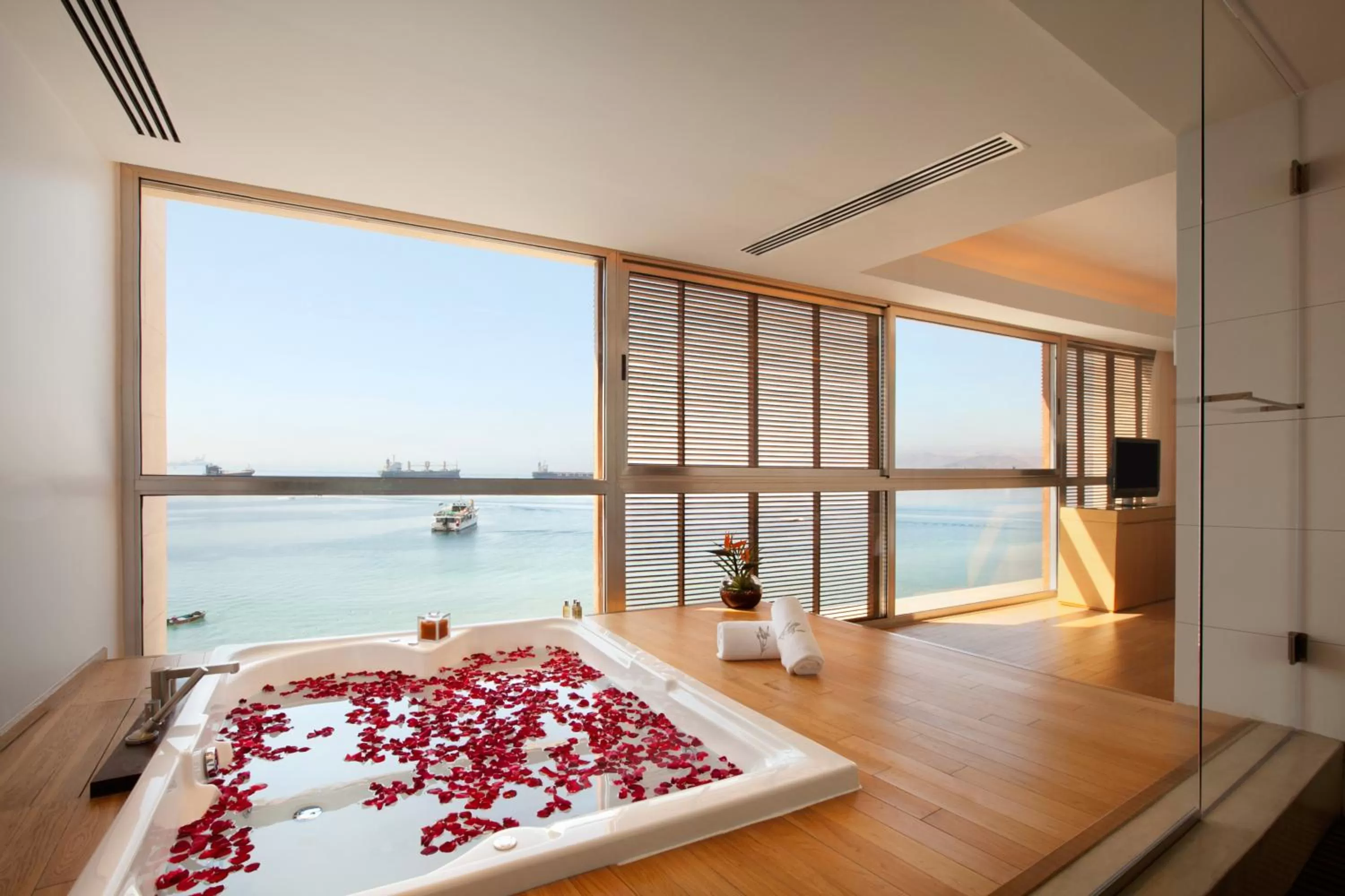 Bathroom in Kempinski Hotel Aqaba