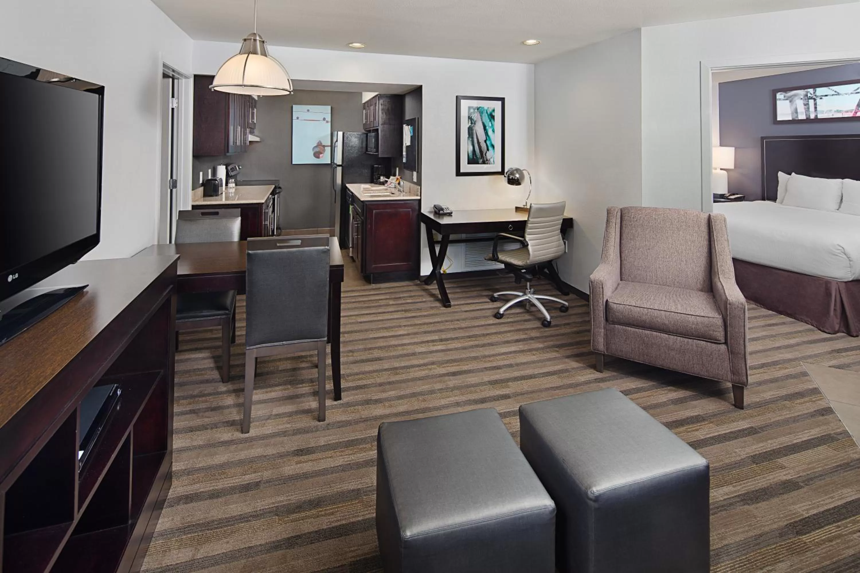 Kitchen or kitchenette in Hyatt House Dallas Las Colinas