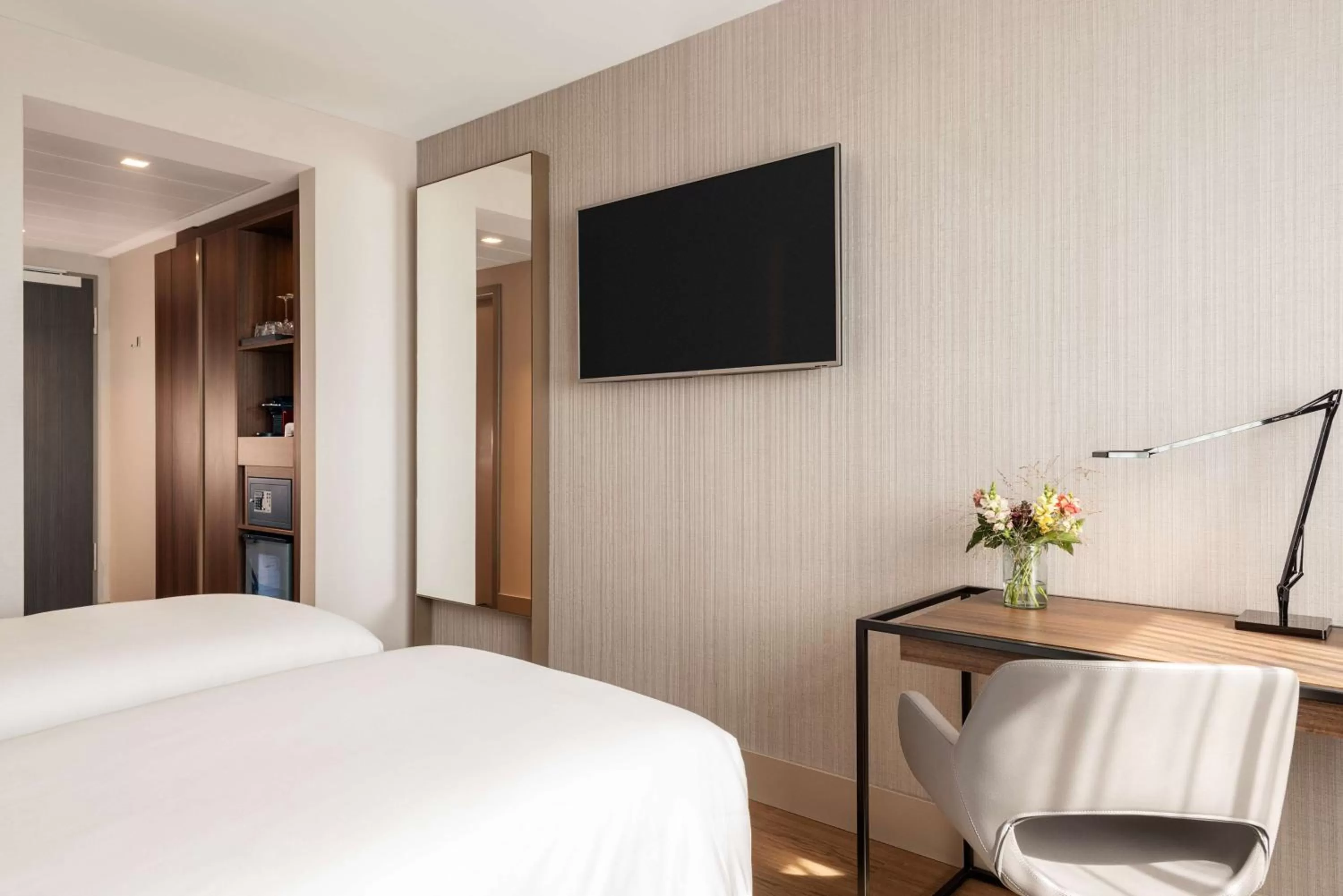 Bedroom, Bed in NH Collection München Bavaria