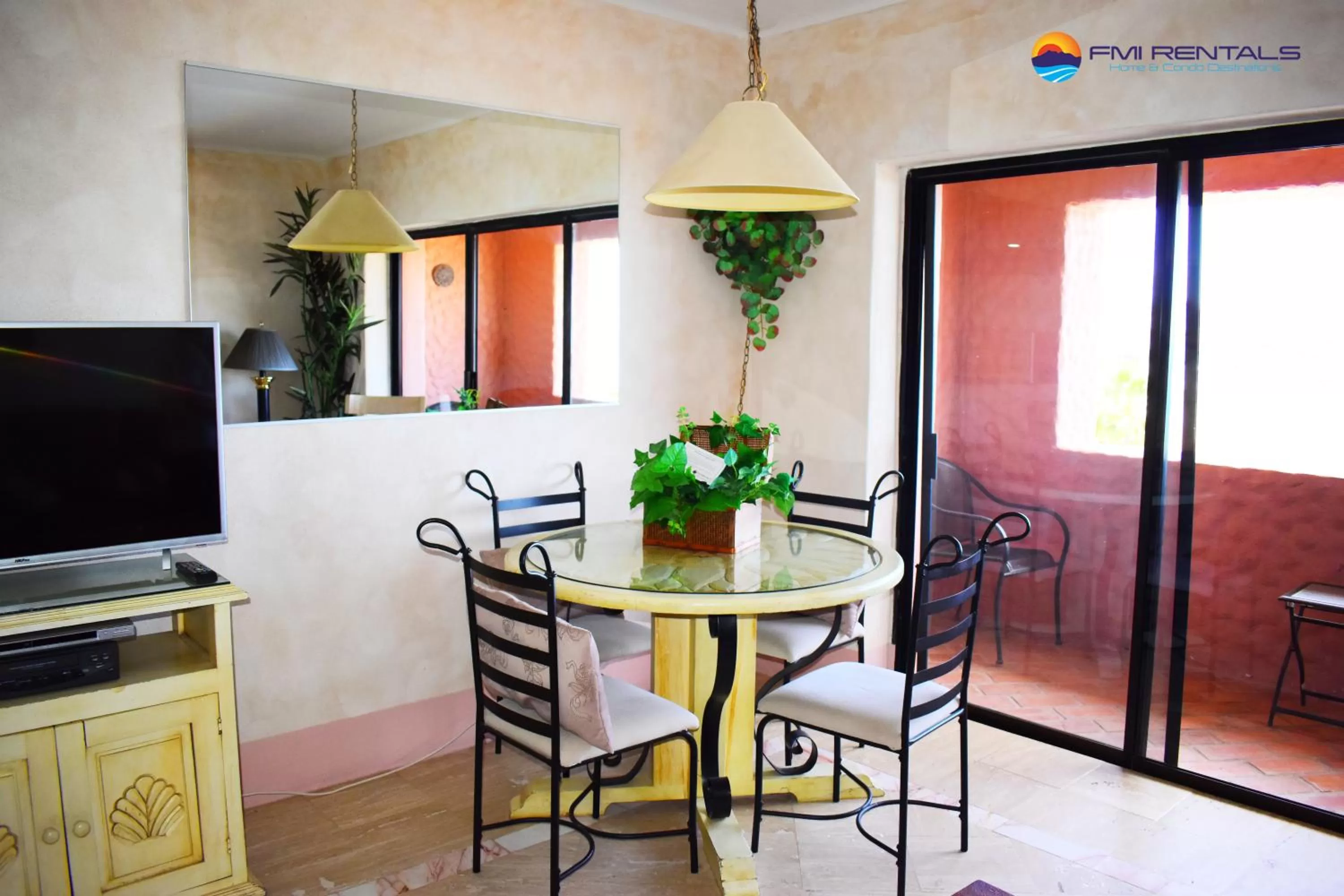 Dining area in Marina Pinacate A-512