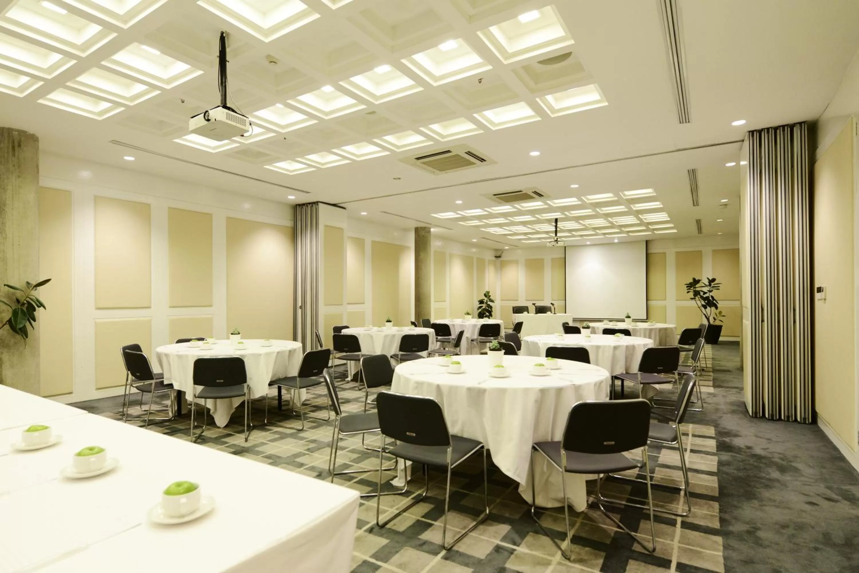 Banquet/Function facilities in Morrissey Hotel