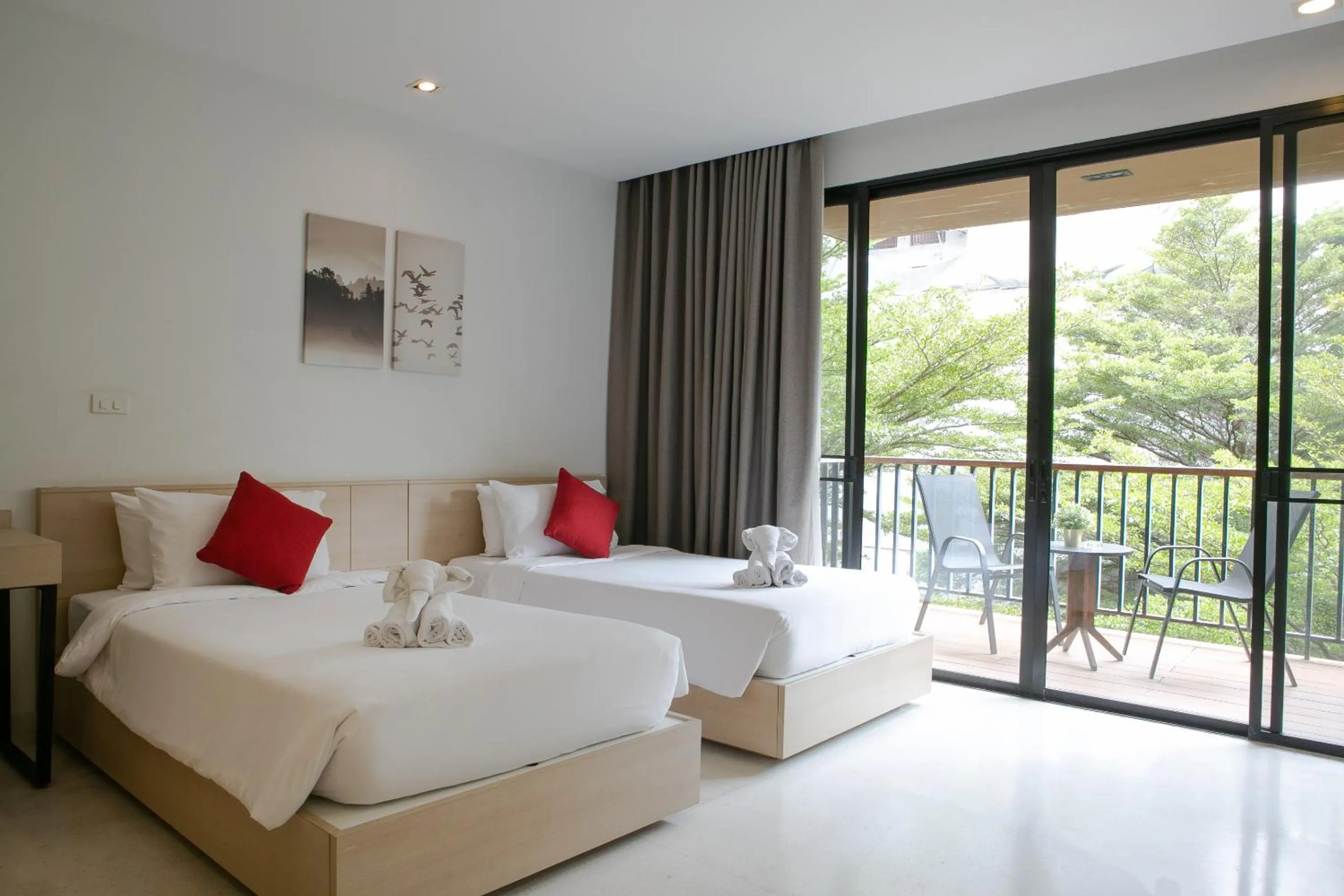 Bedroom, Bed in The Silver Palm Wellness Resort