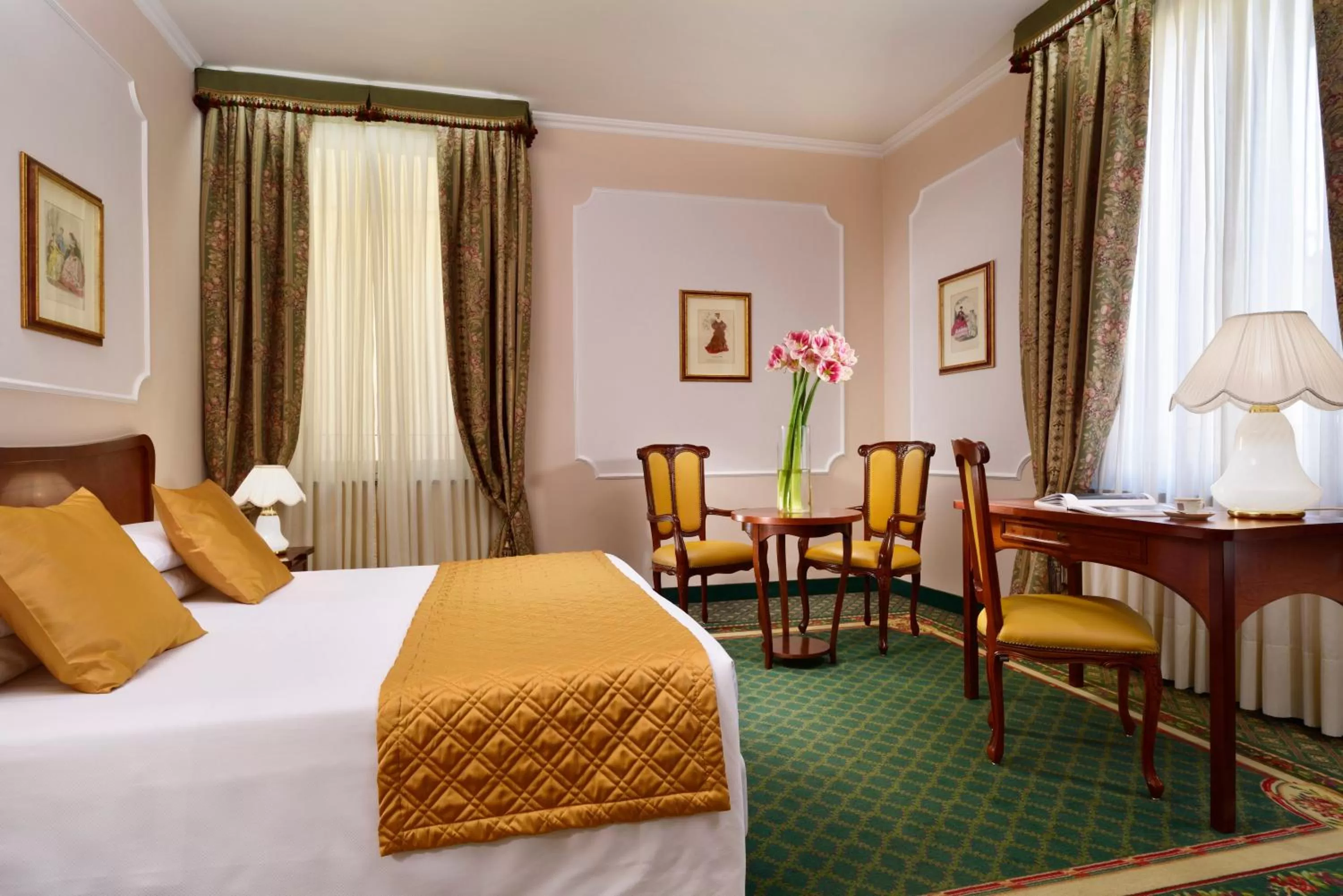 Bedroom, Bed in Hotel Berchielli