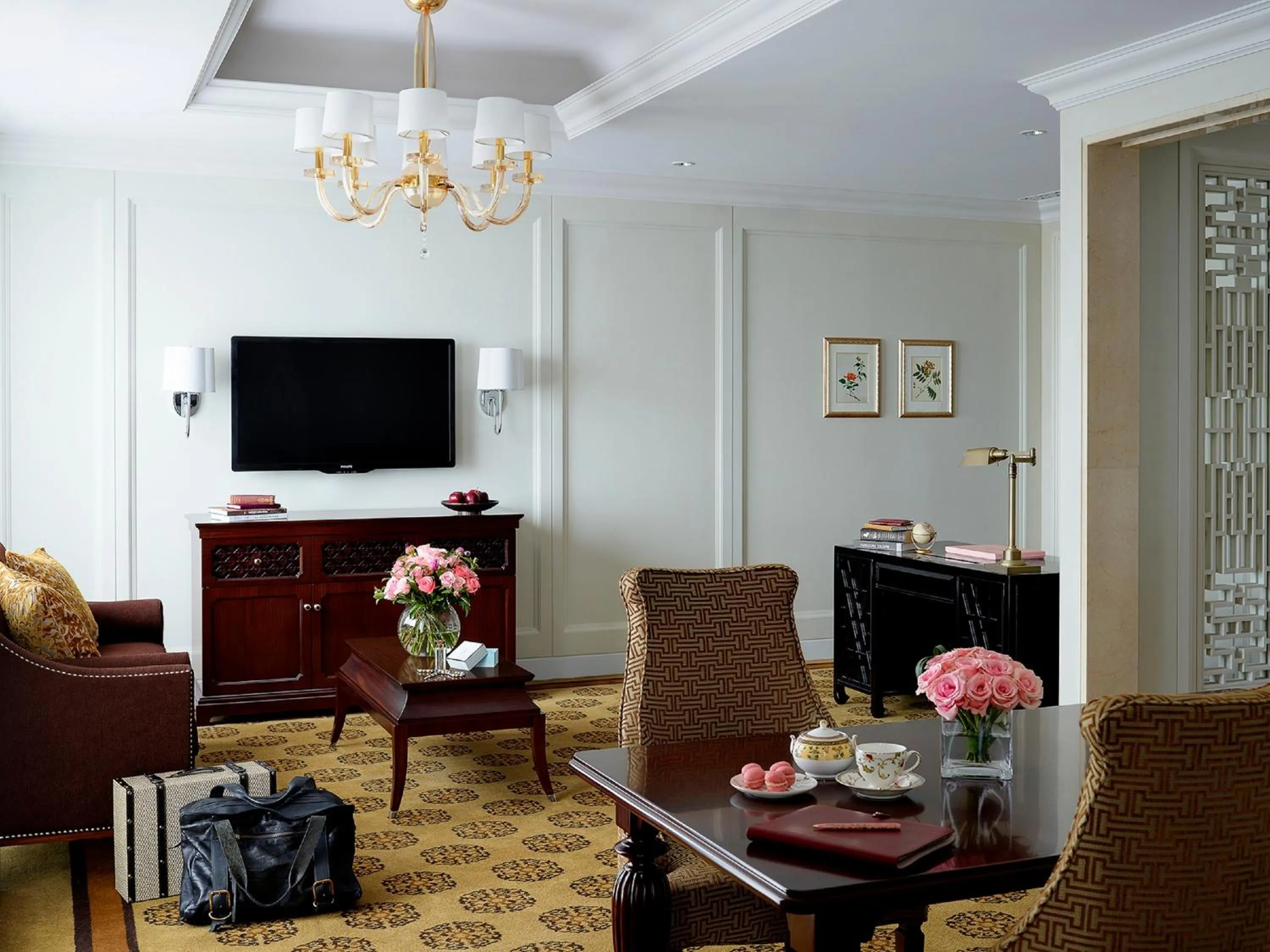 TV and multimedia in The Langham, Shenzhen