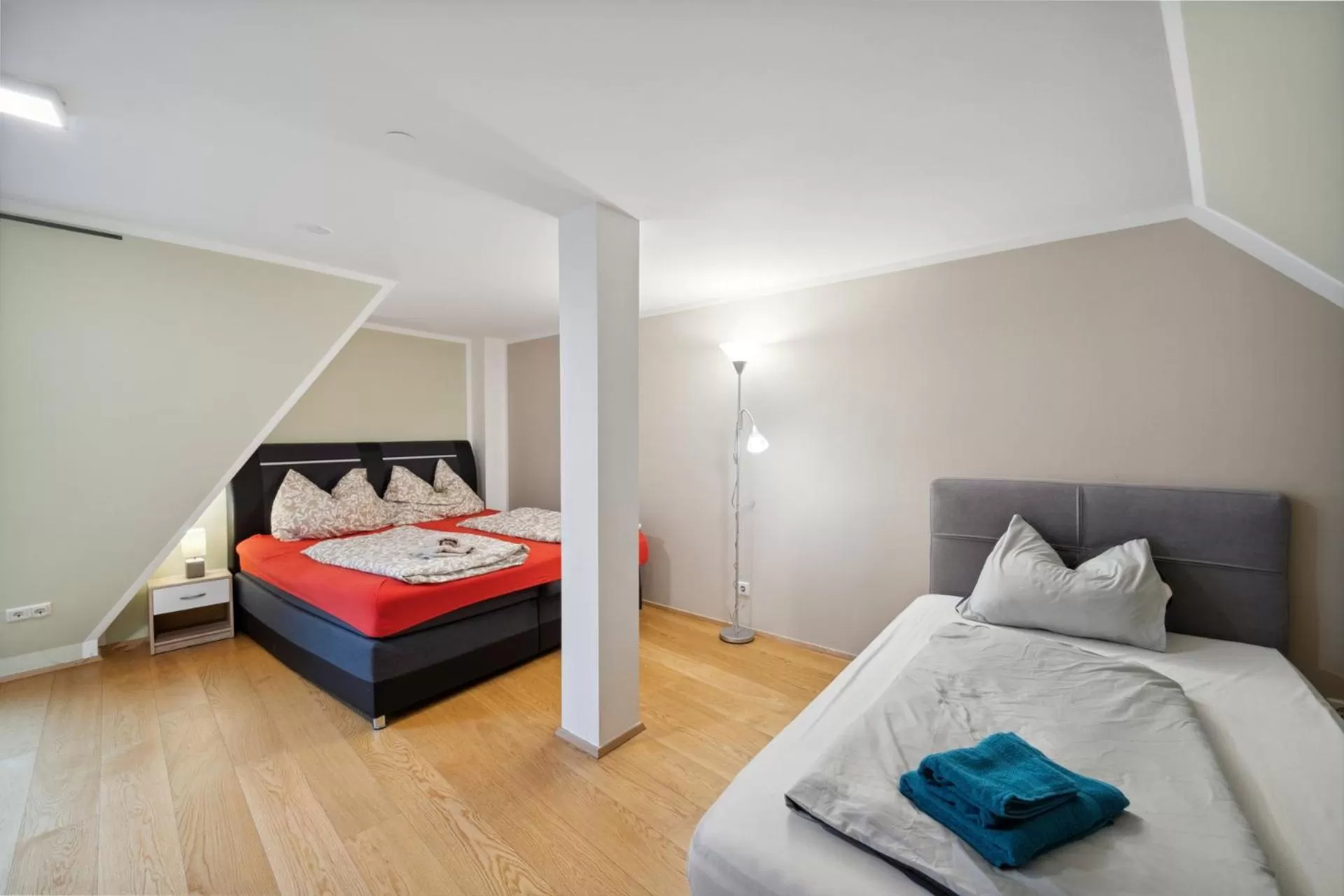 Bedroom, Bed in Florian's apartments in Mariahilf Vienna