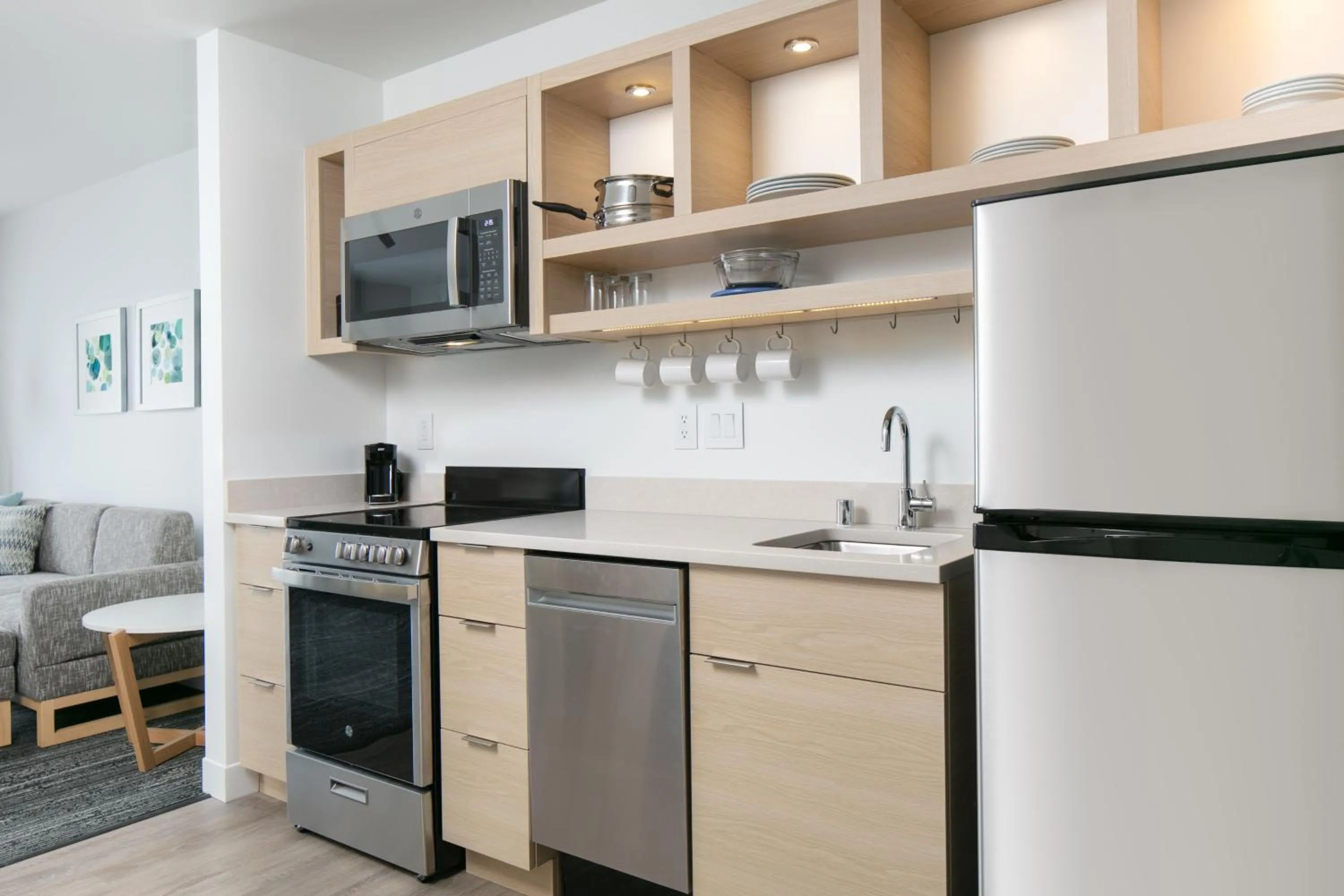 Kitchen or kitchenette in TownePlace Suites by Marriott Oconomowoc