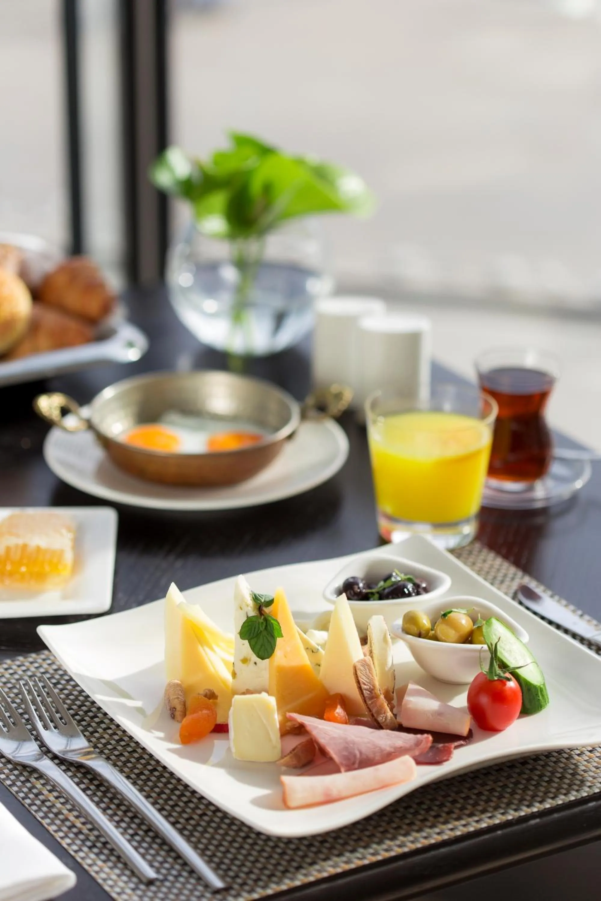 Restaurant/places to eat in The Grand Tarabya Managed by Accor