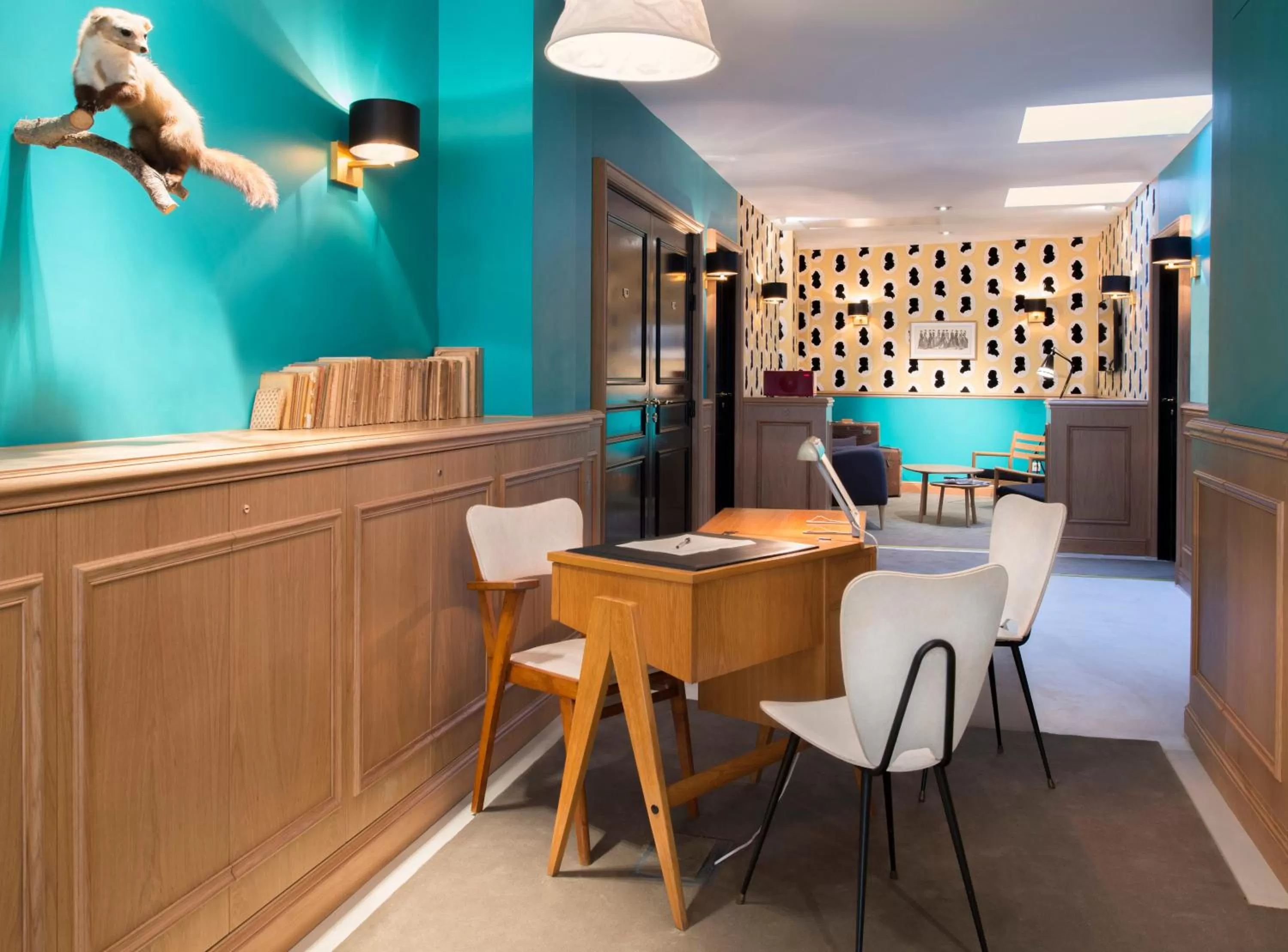 Lobby or reception in Hôtel Helzear Champs-Elysées