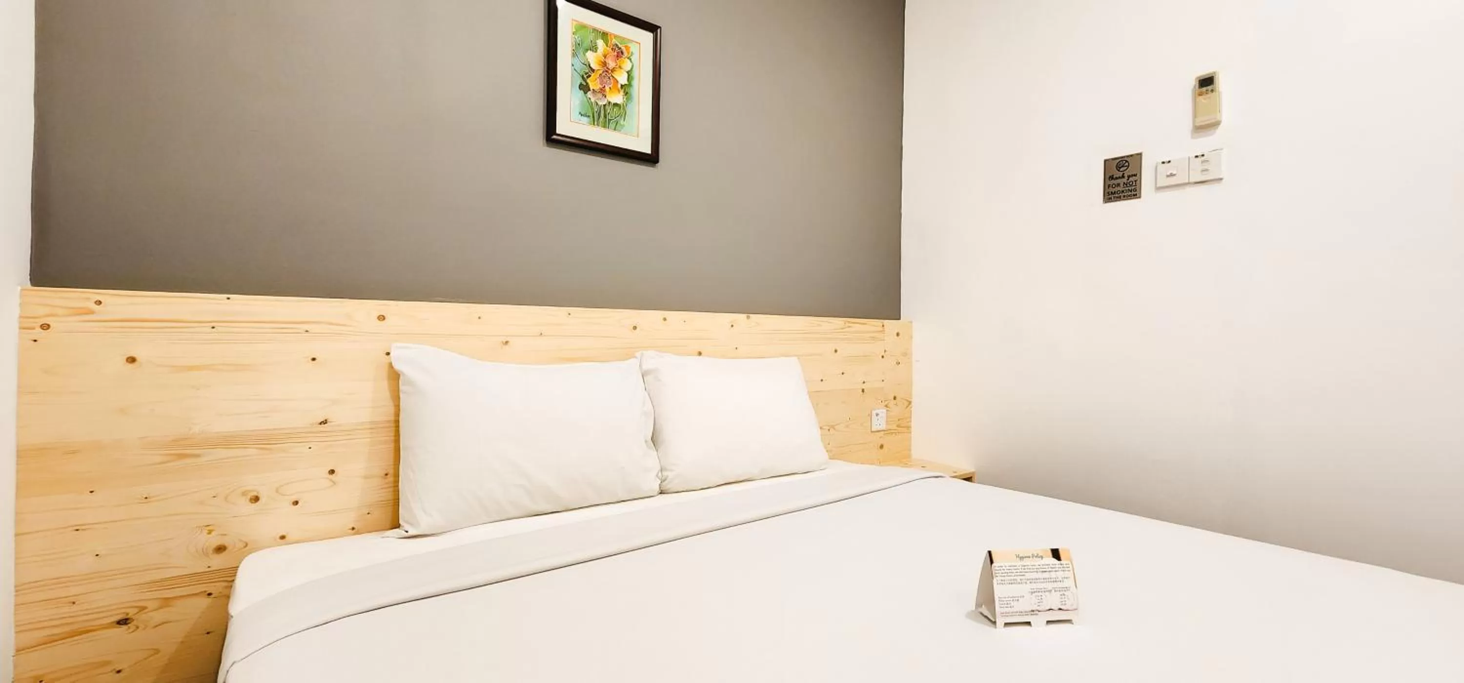 Bed in Sunflower Hotel Malacca