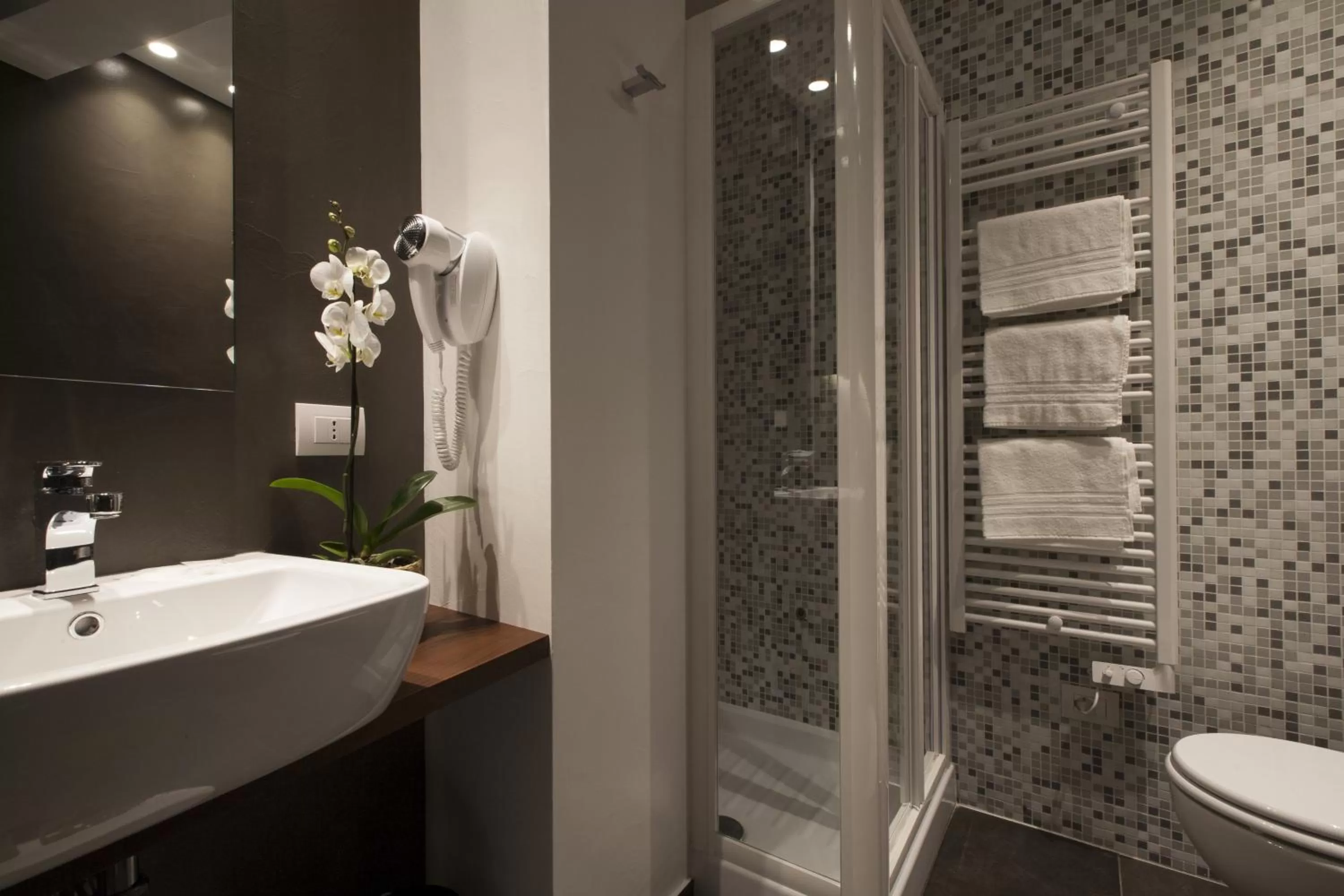 Bathroom in NG Guest House Roma San Pietro